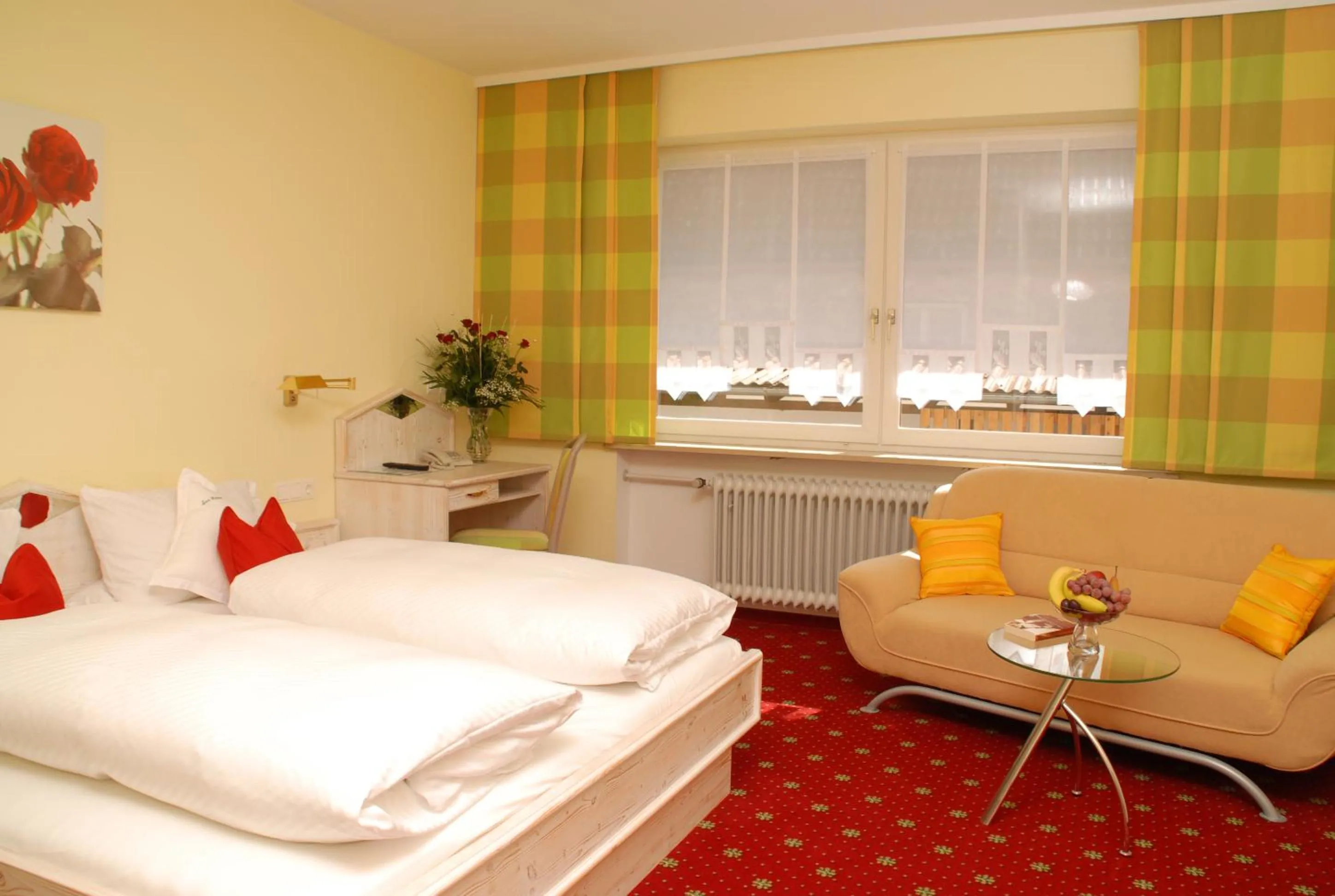 Photo of the whole room, Bed in Hotel Zur Krone