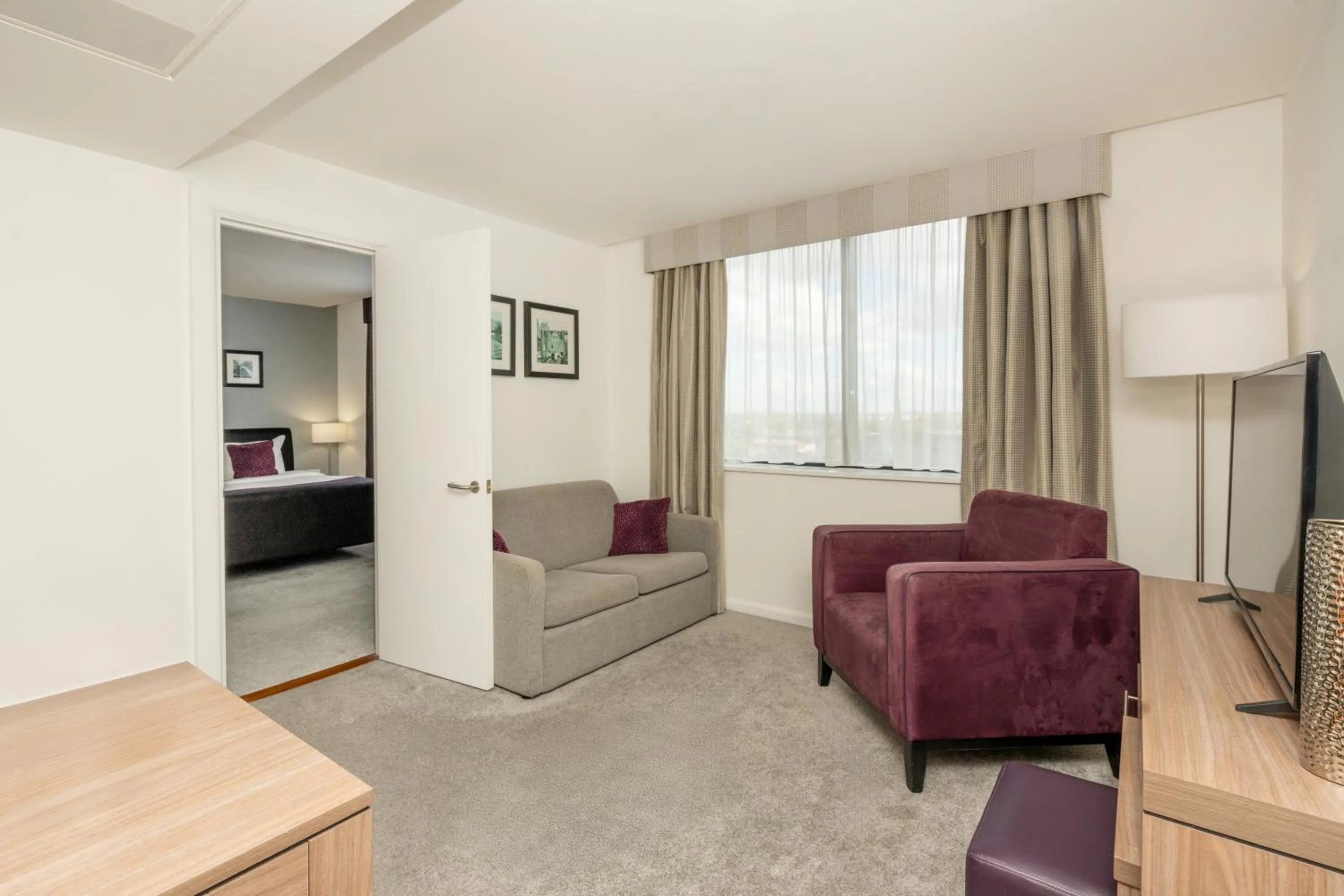 Living room in Staybridge Suites Birmingham by IHG