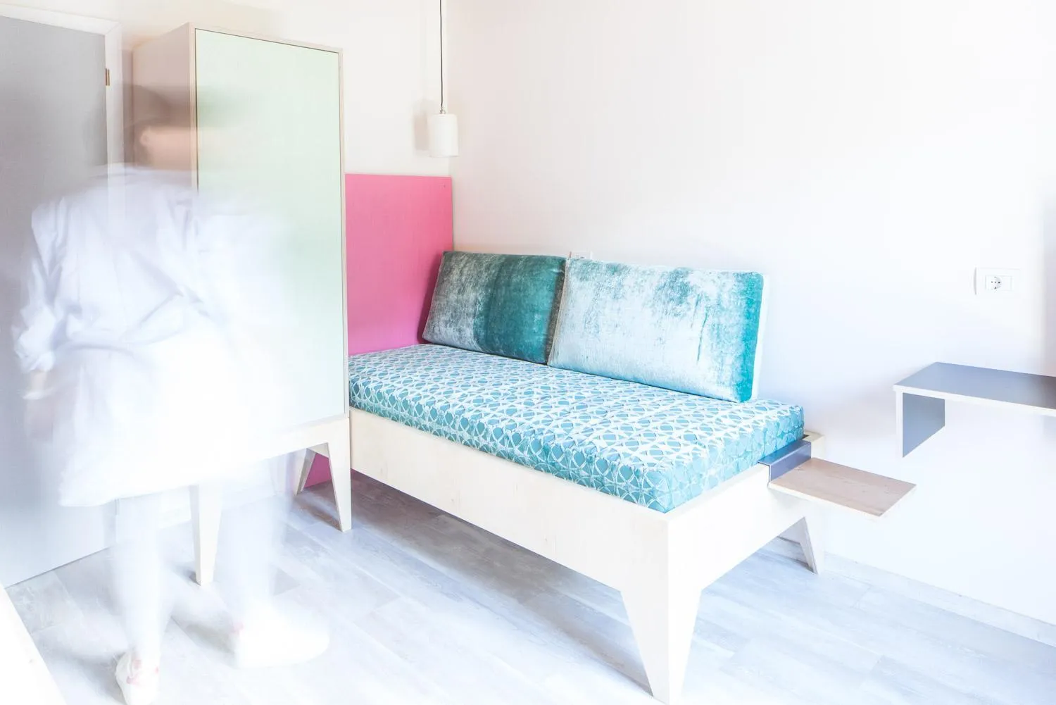 Bed in Residence Vis à Vis