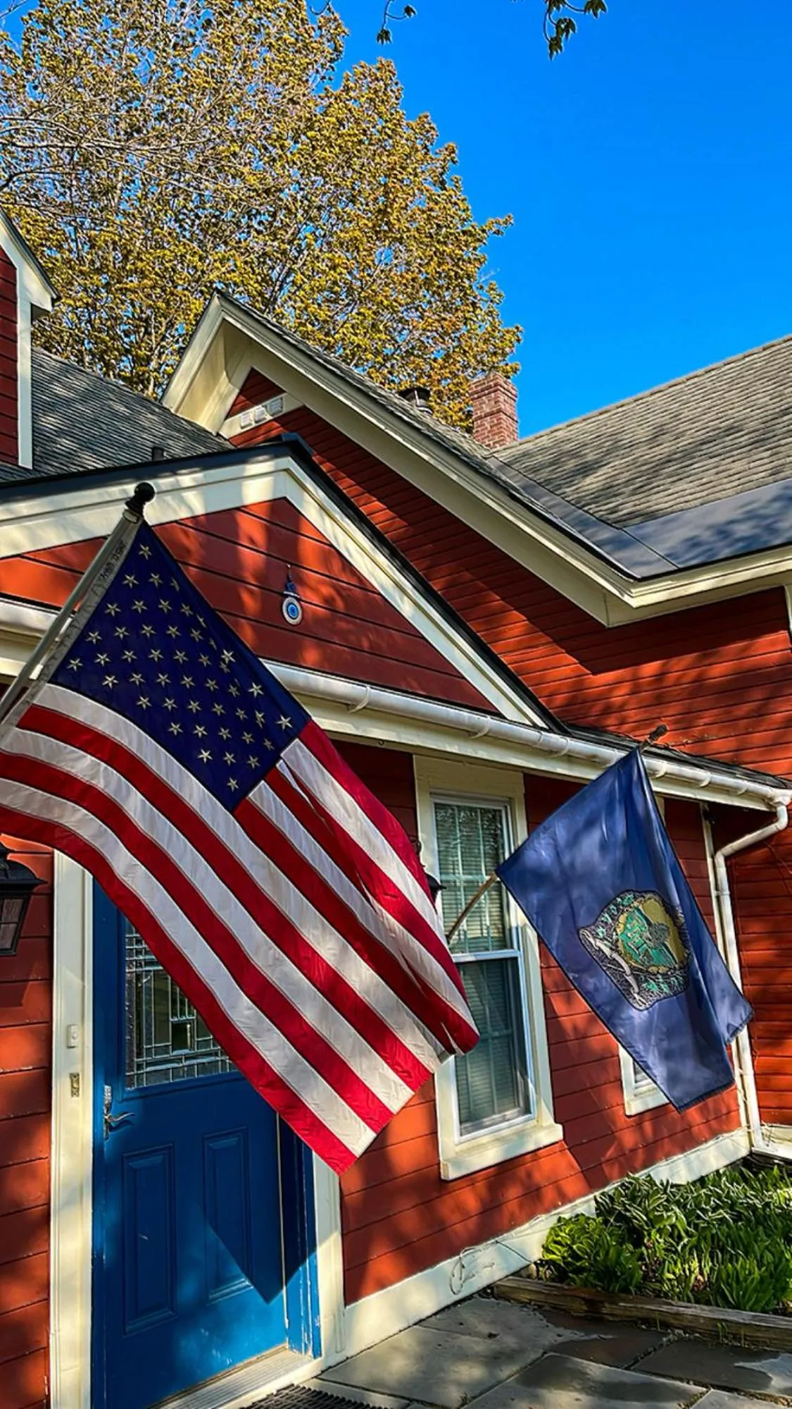 Property building in Deerfield Valley Inn - Mt Snow