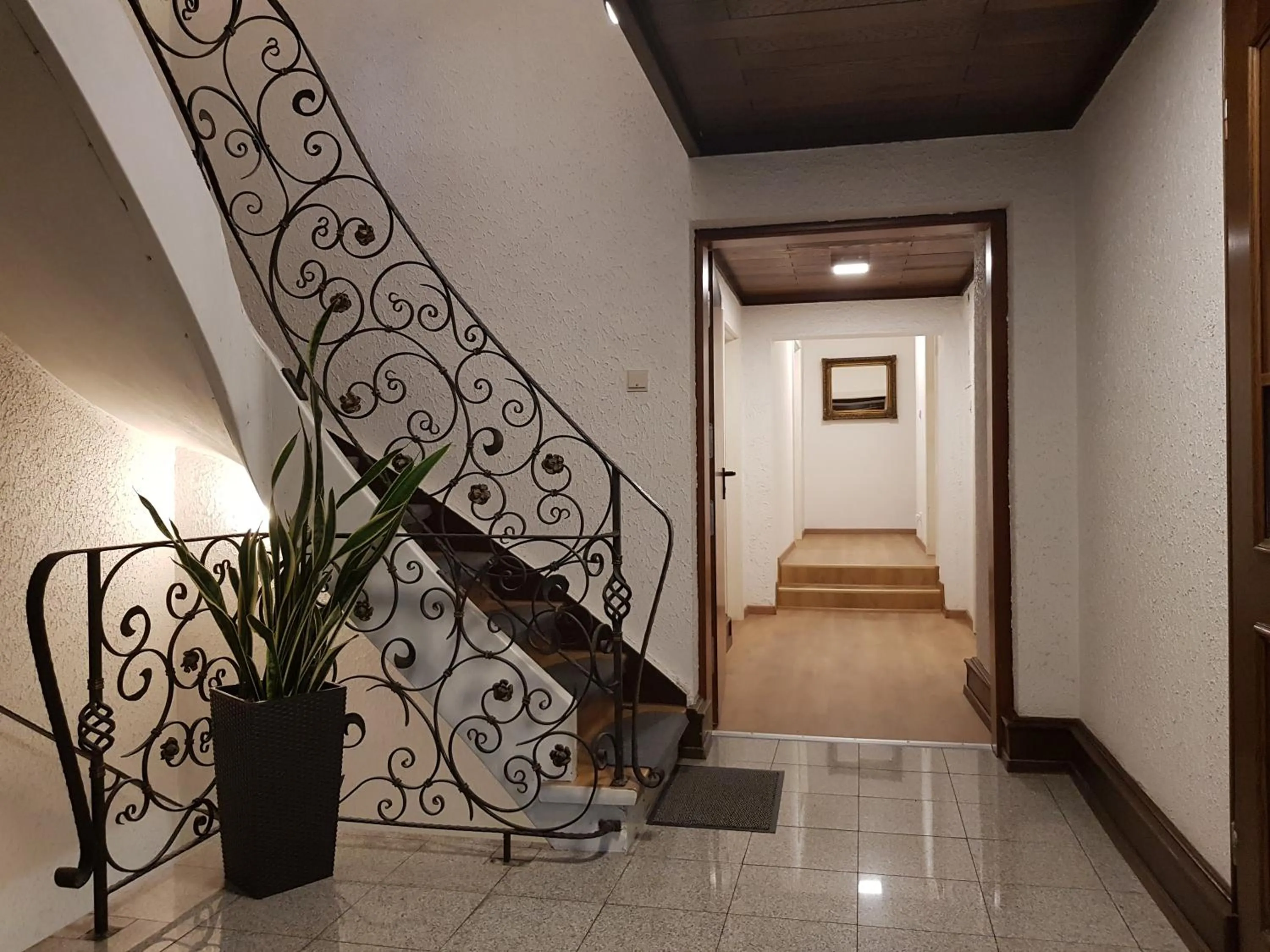 Facade/entrance in Hotel Kronberg