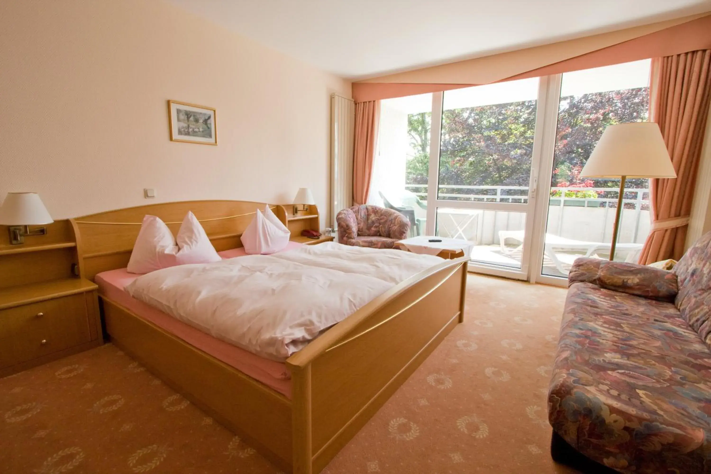 Double Room (1 Adult) in Hotel Hahnenkleer Hof Double Room (1 Adult) in Hotel Hahnenkleer Hof