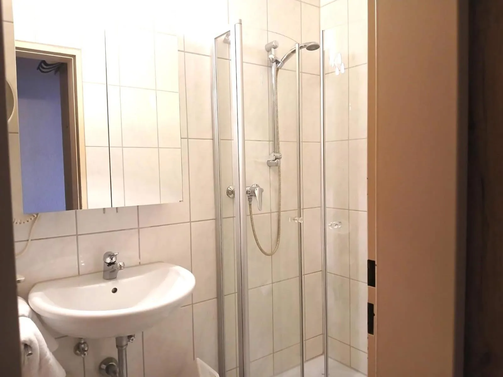 Shower in Hotel Hahnenkleer Hof
