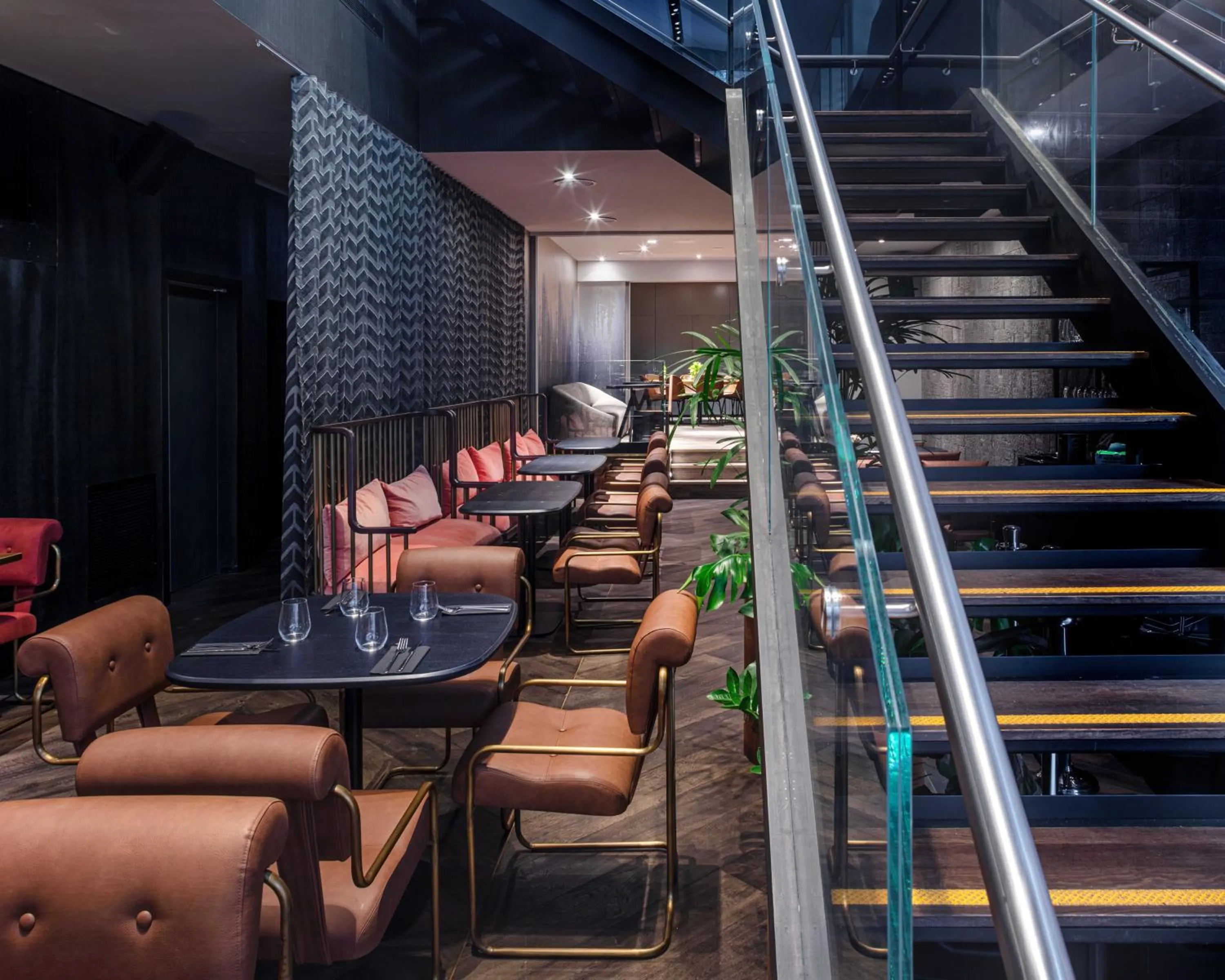 Restaurant/places to eat in Ink Hotel Tel Aviv