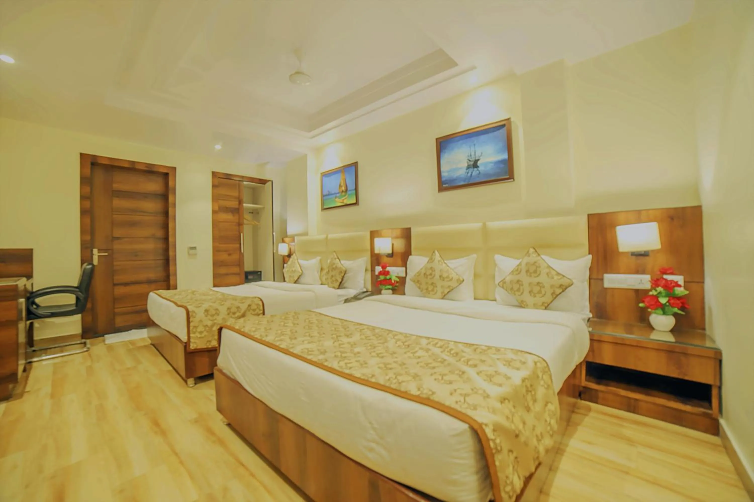 Bedroom in Hotel Hira Inn-10mins From Railway Station & Bus Station