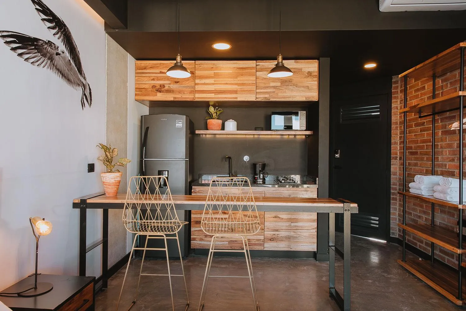 Kitchen or kitchenette in Hotel 3450 Living Lofts