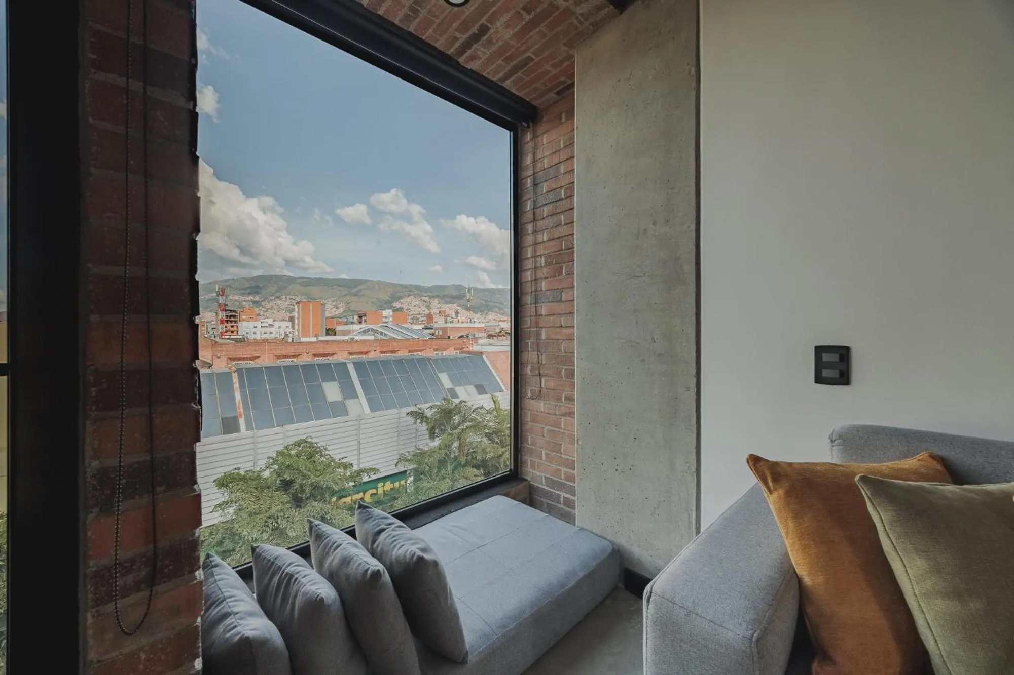 Mountain view in Hotel 3450 Living Lofts