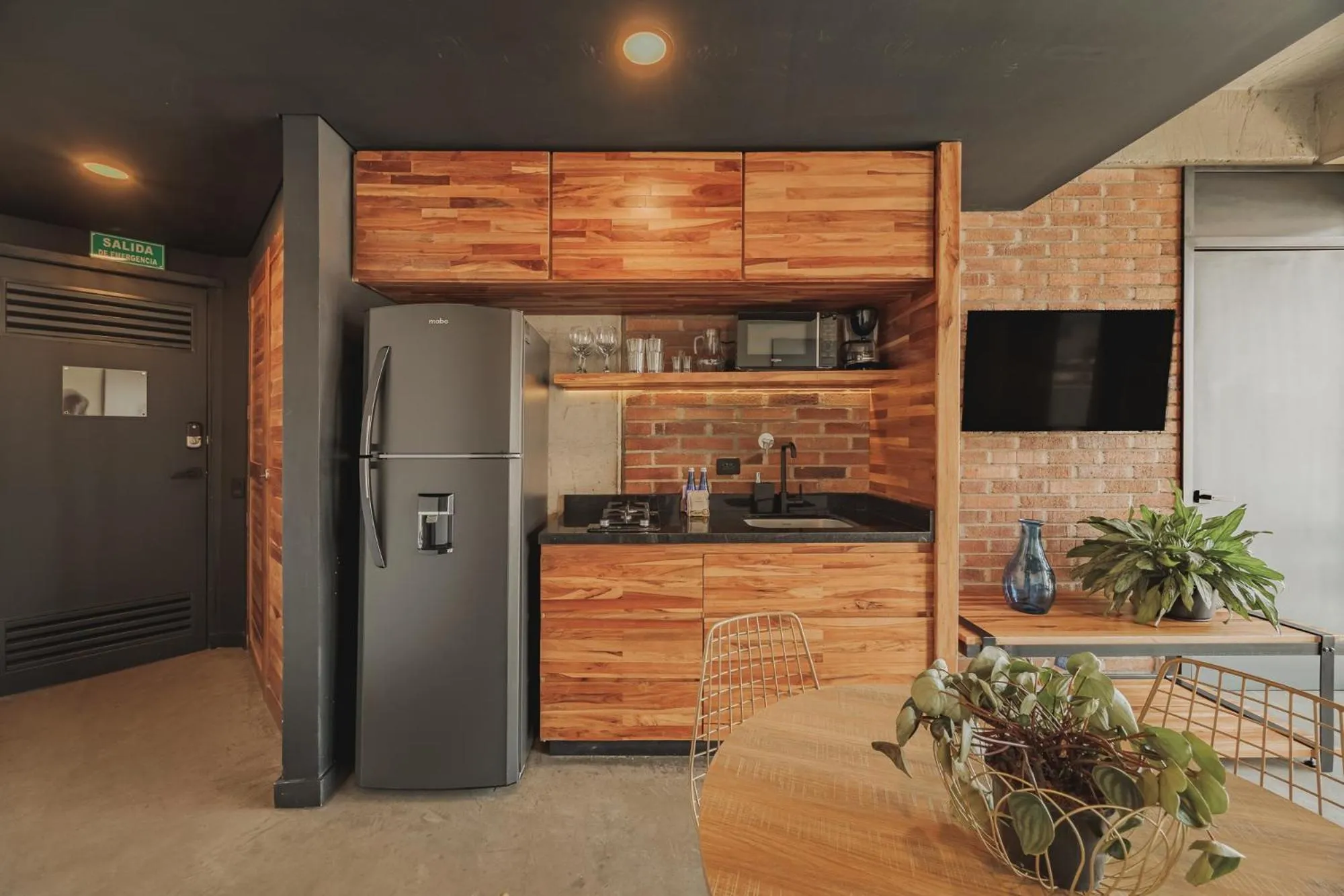 Kitchen or kitchenette in Hotel 3450 Living Lofts