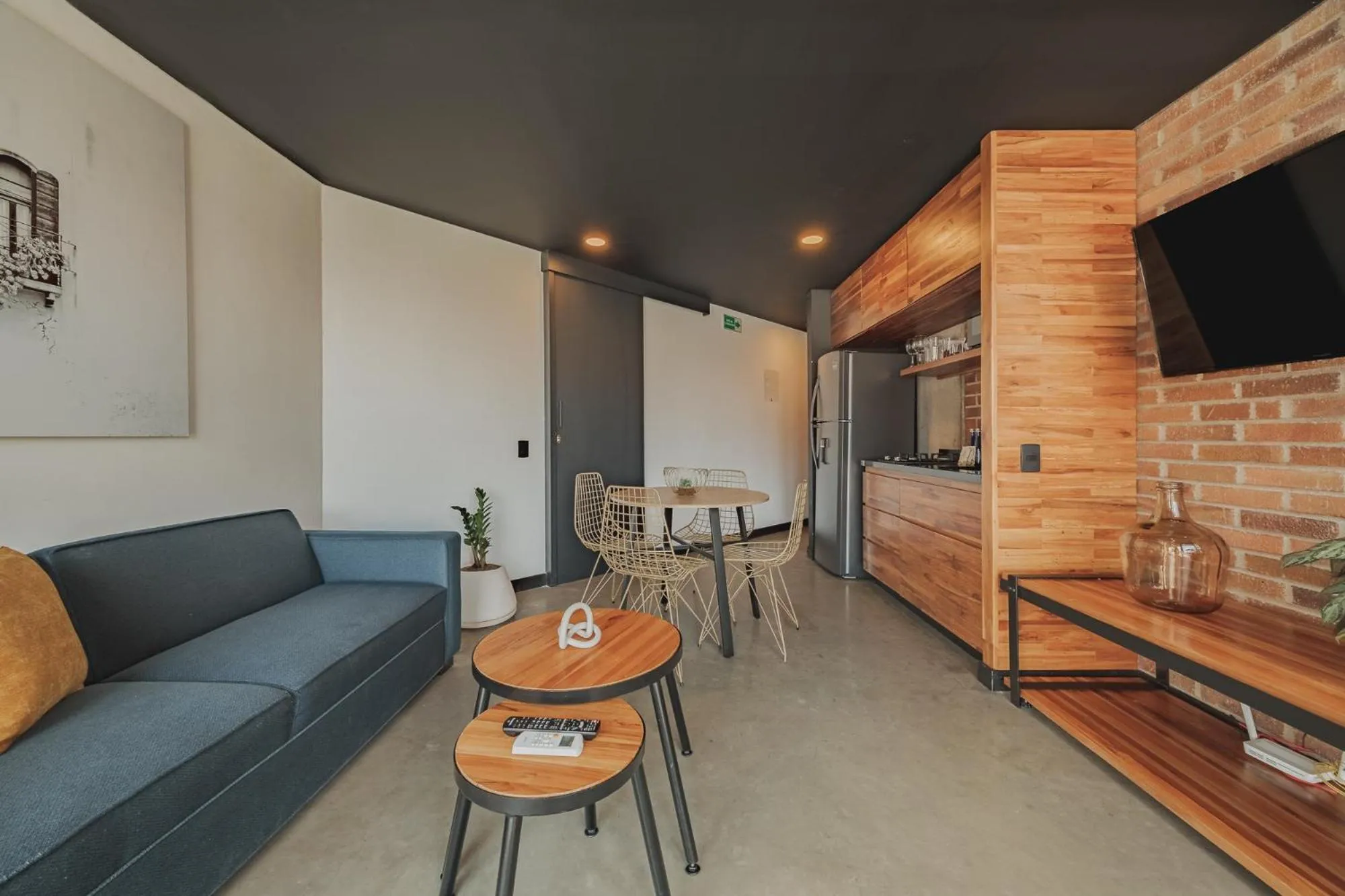 Kitchen or kitchenette in Hotel 3450 Living Lofts