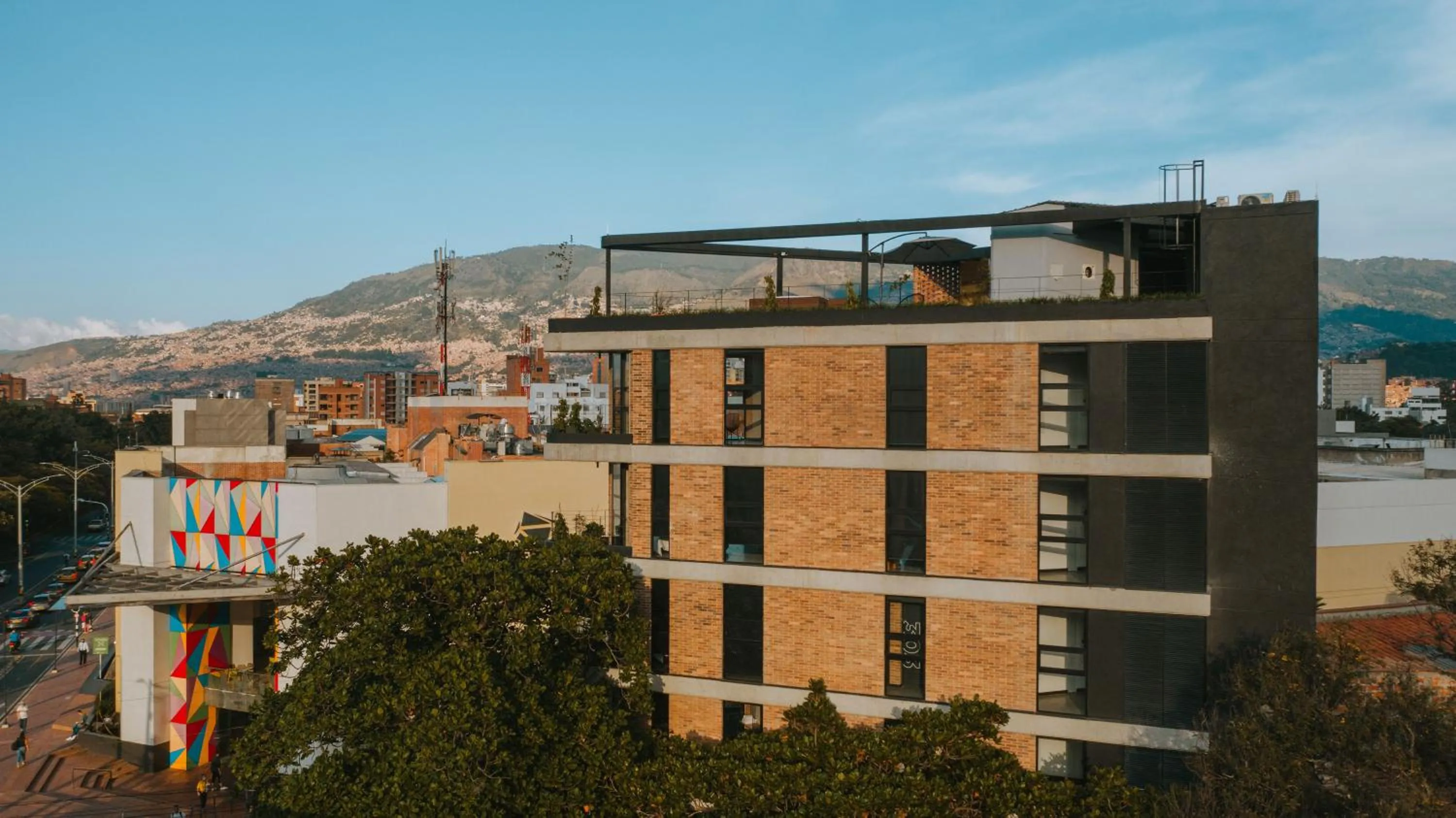 Property building in Hotel 3450 Living Lofts