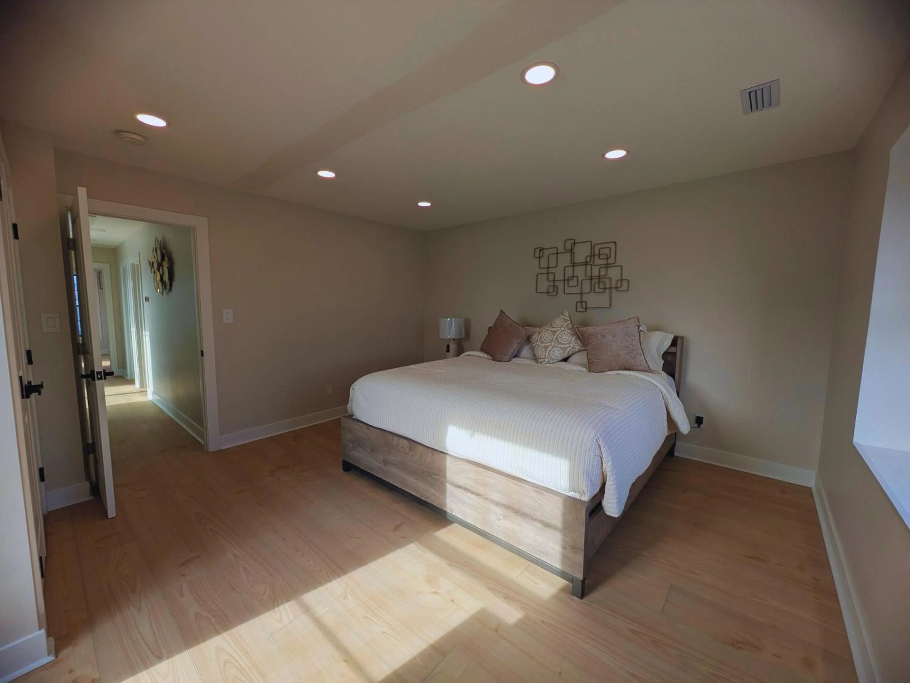 Bed in Coastal Sands Inn