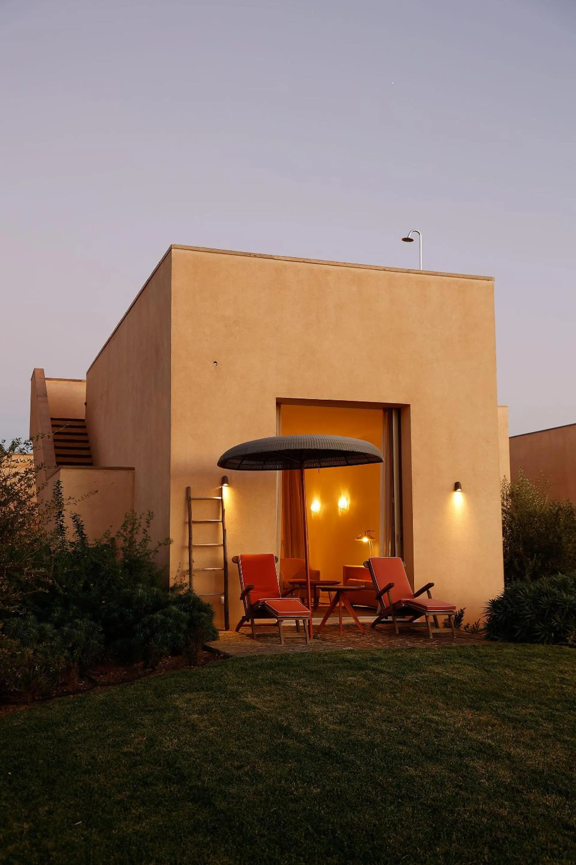 sunbed in Praia do Canal Nature Retreat - Small Luxury Hotels of the World