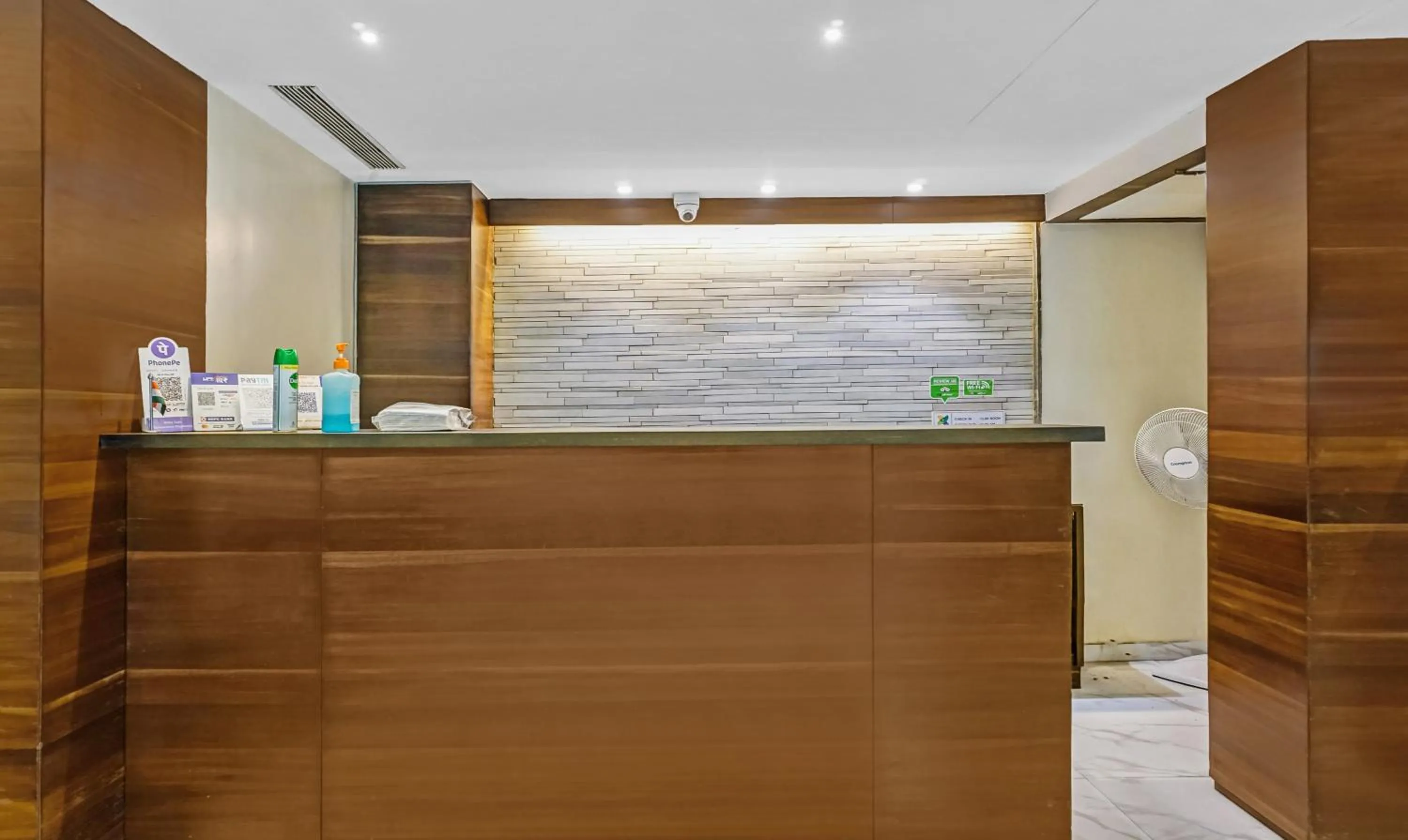Lobby or reception in Treebo Sahara Shivaji Nagar