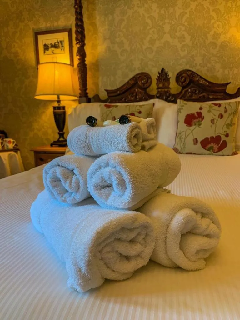 Bed in Old Hall Hotel Hope