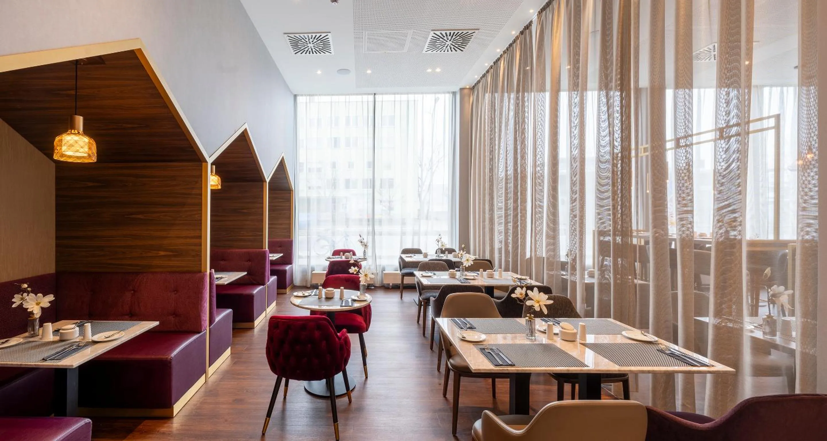 Breakfast in PLAZA Premium München