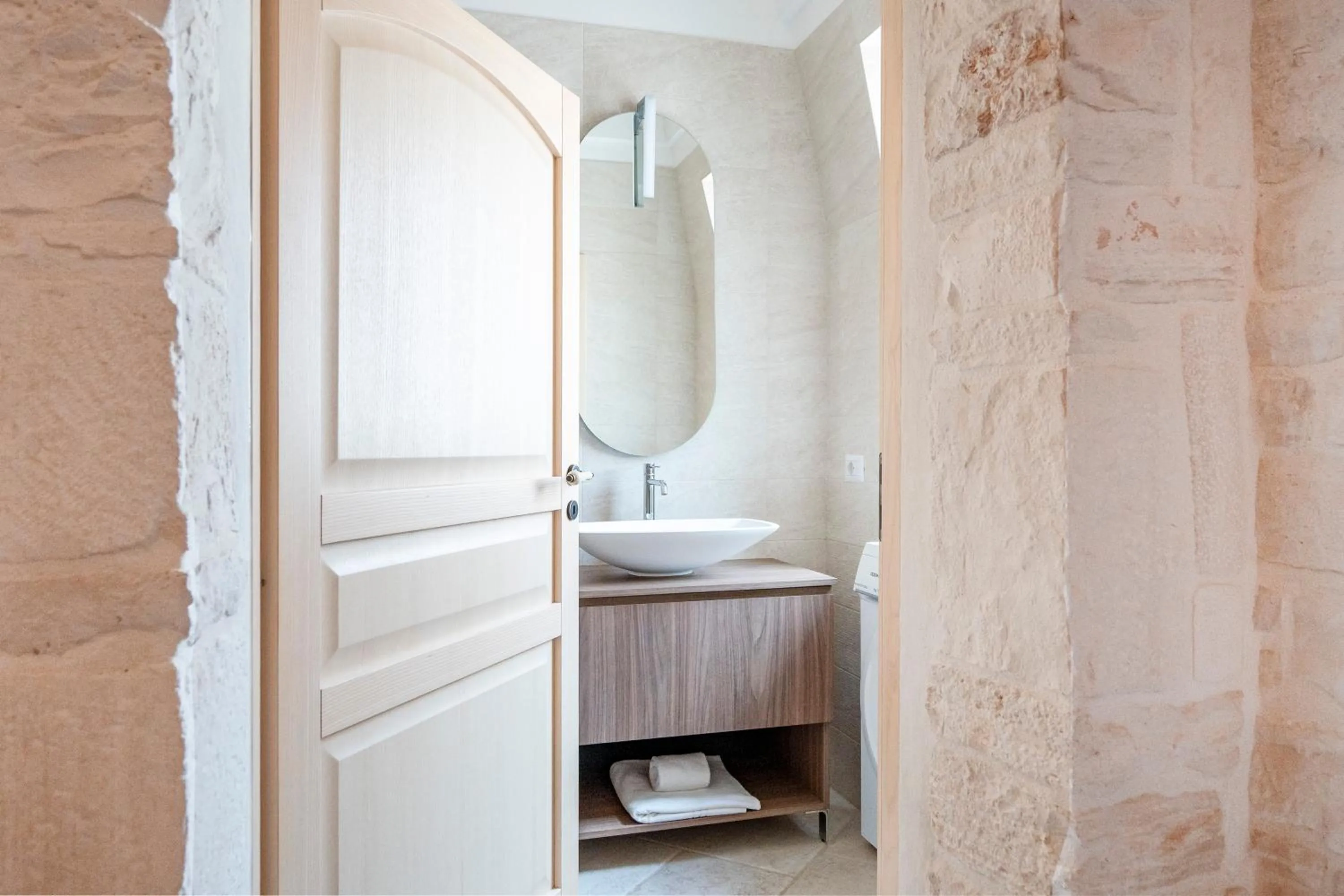 Bathroom in Trulli Contento - Rooms & Apartments