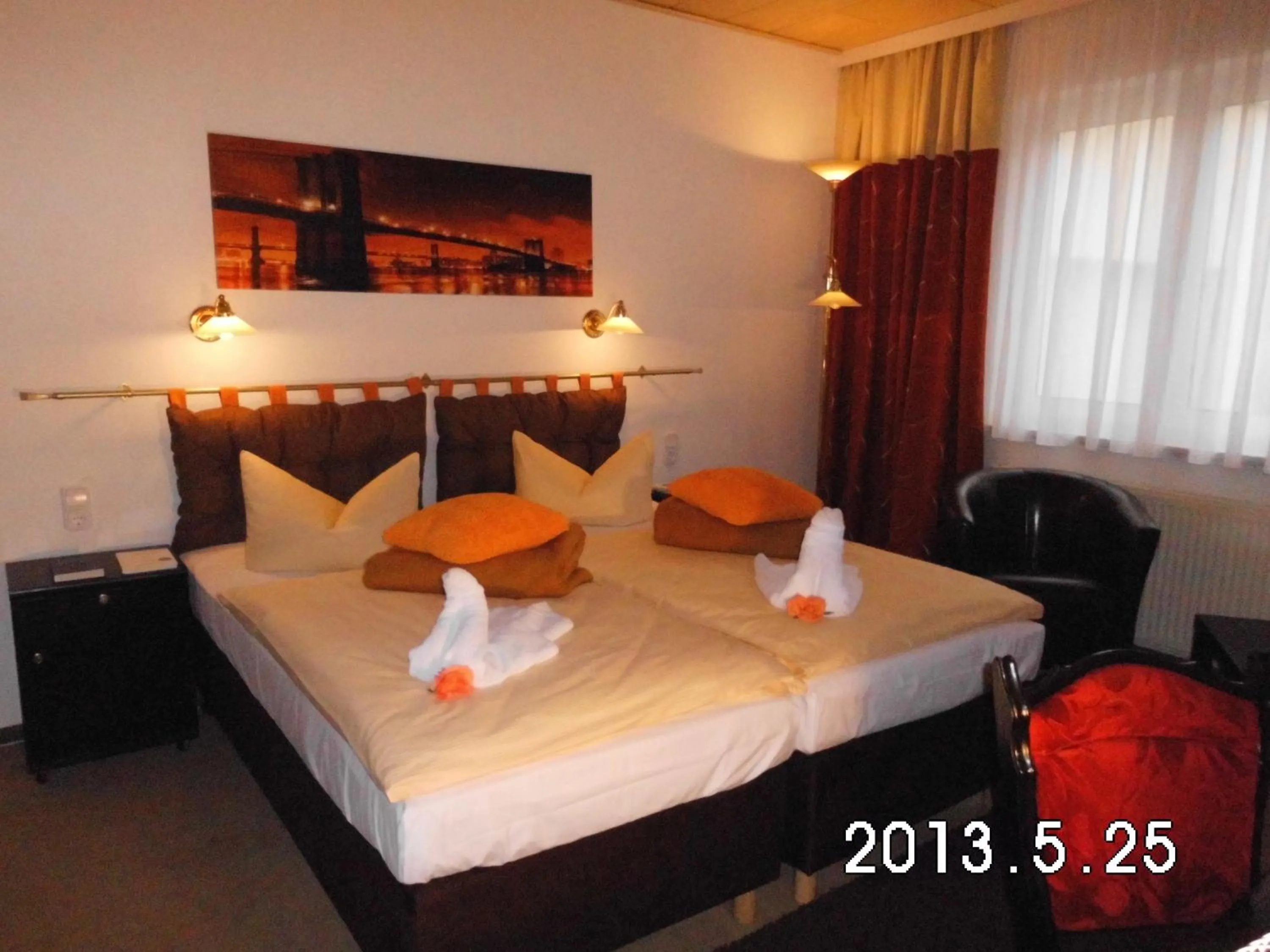 Bedroom, Bed in Hotel Haufe