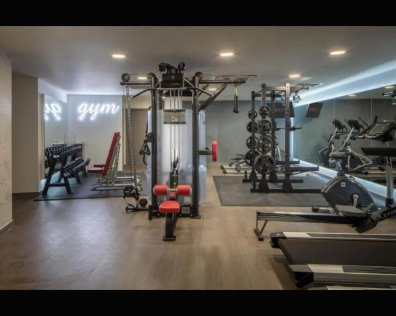 Fitness centre/facilities in Southernhay Court Apartments by Staytor Accommodation
