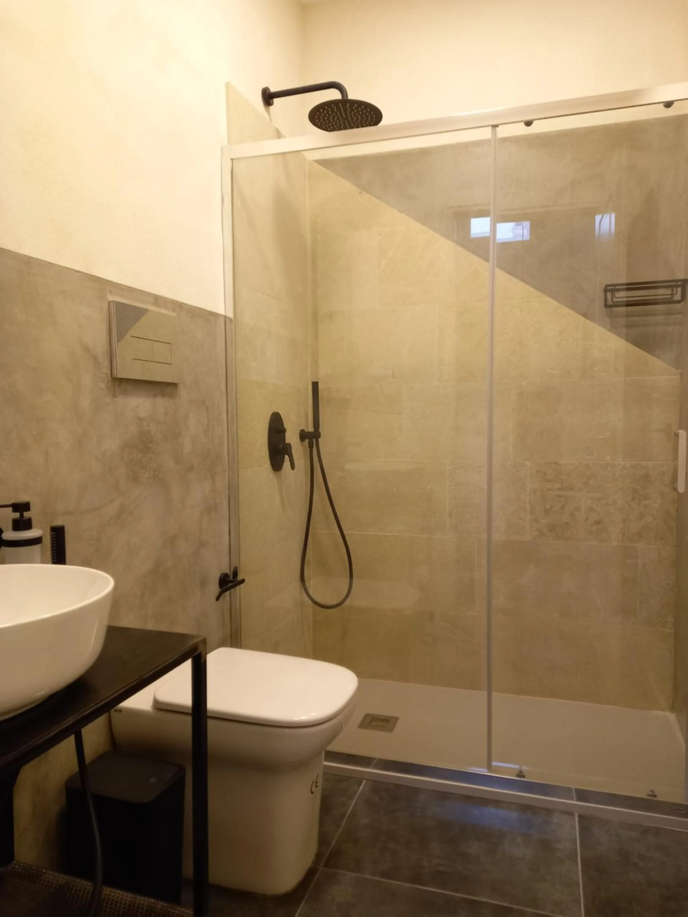 Toilet in MYMOON Neas