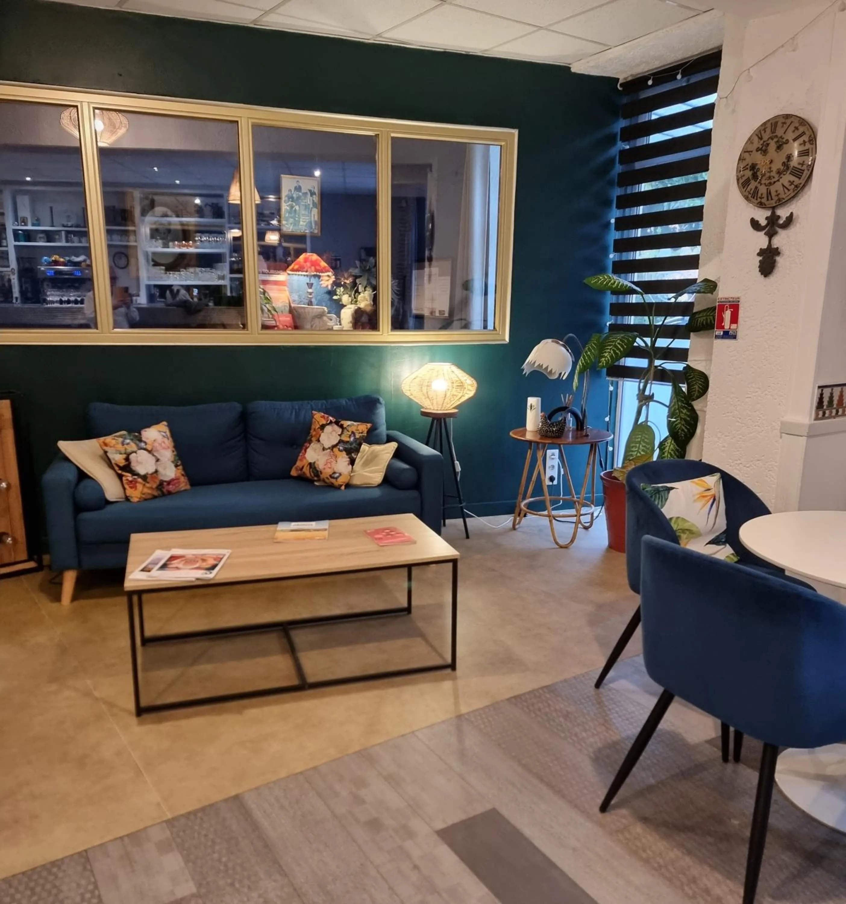 Lobby or reception in Le 9 en Cuisine