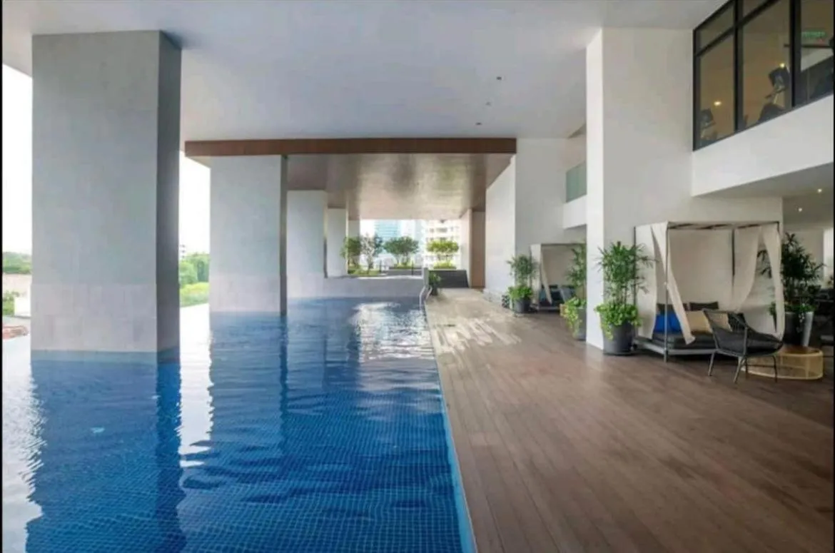 KL Sentral Serviced Apartment - The Establishment KL Sentral by Loop Suites