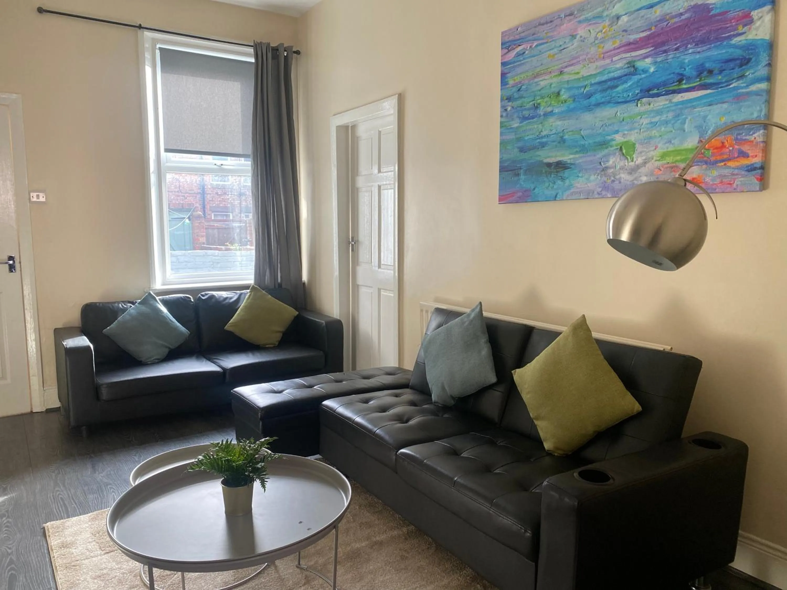 Alexander Apartments Saltwell Park