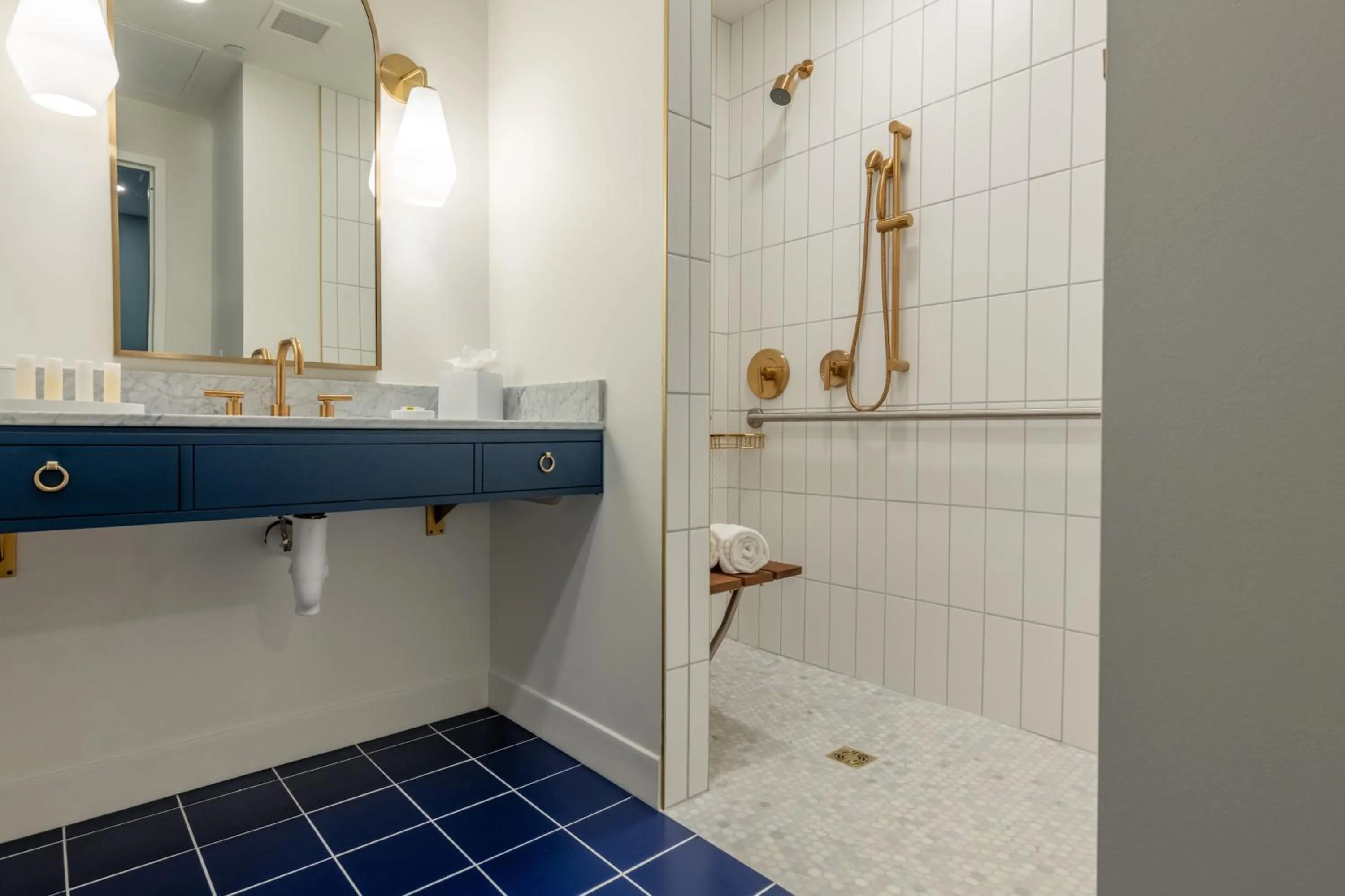 Shower in The Bradley