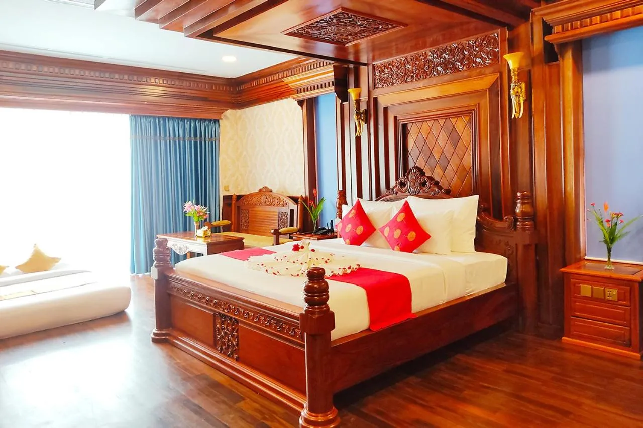 Bed in Try Palace Resort Sihanoukville