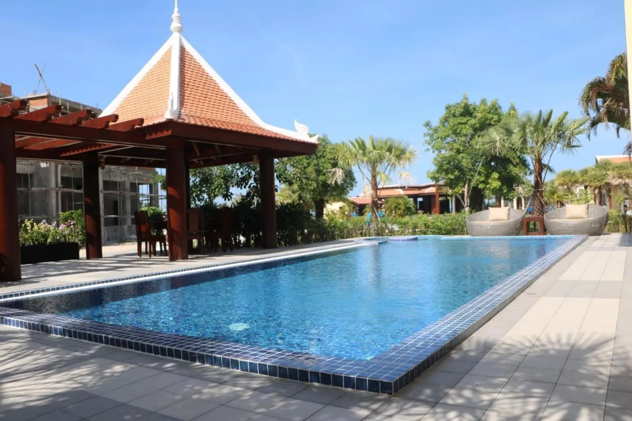 Swimming pool in Try Palace Resort Sihanoukville
