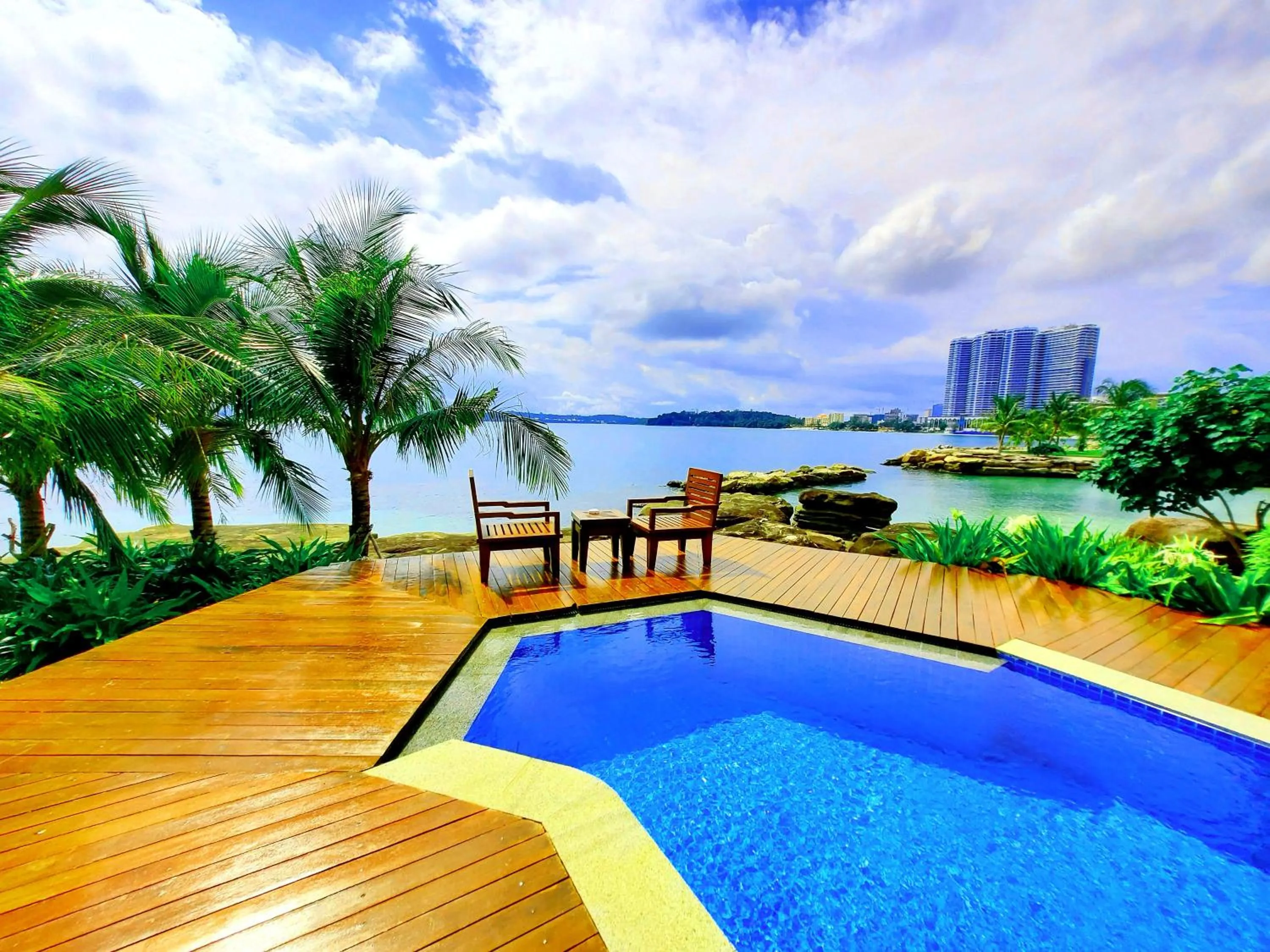 Swimming pool in Try Palace Resort Sihanoukville