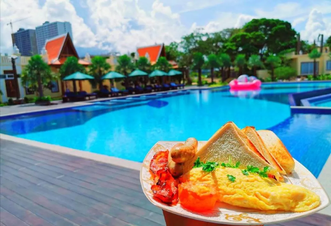 Pool view in Try Palace Resort Sihanoukville