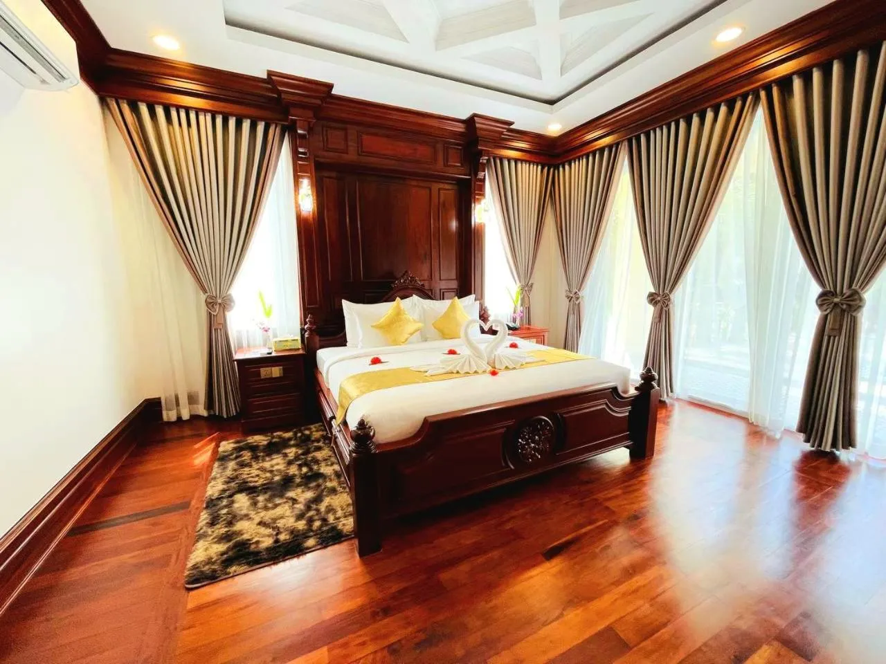 Bedroom, Bed in Try Palace Resort Sihanoukville