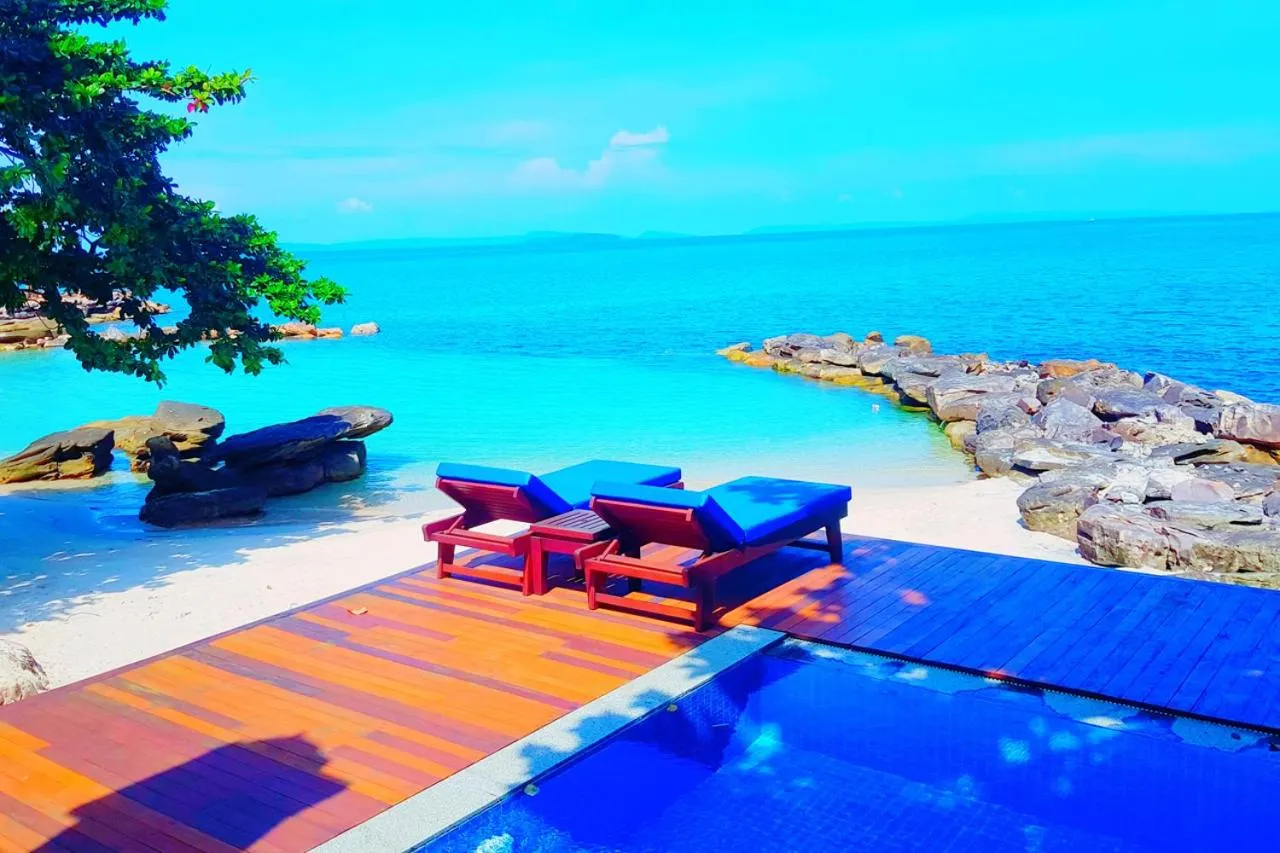 sunbed in Try Palace Resort Sihanoukville