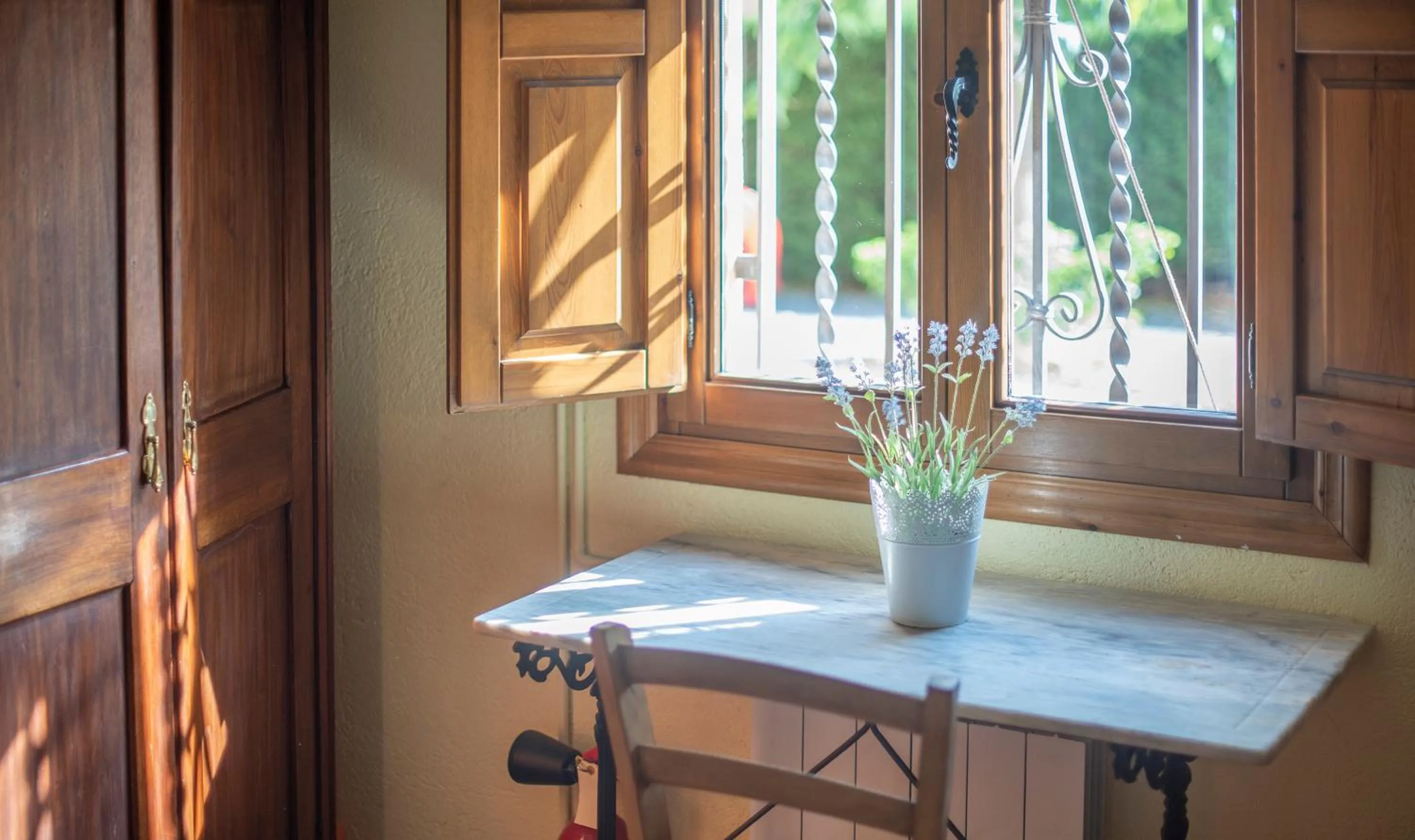 Kitchen or kitchenette in Cal Giral II