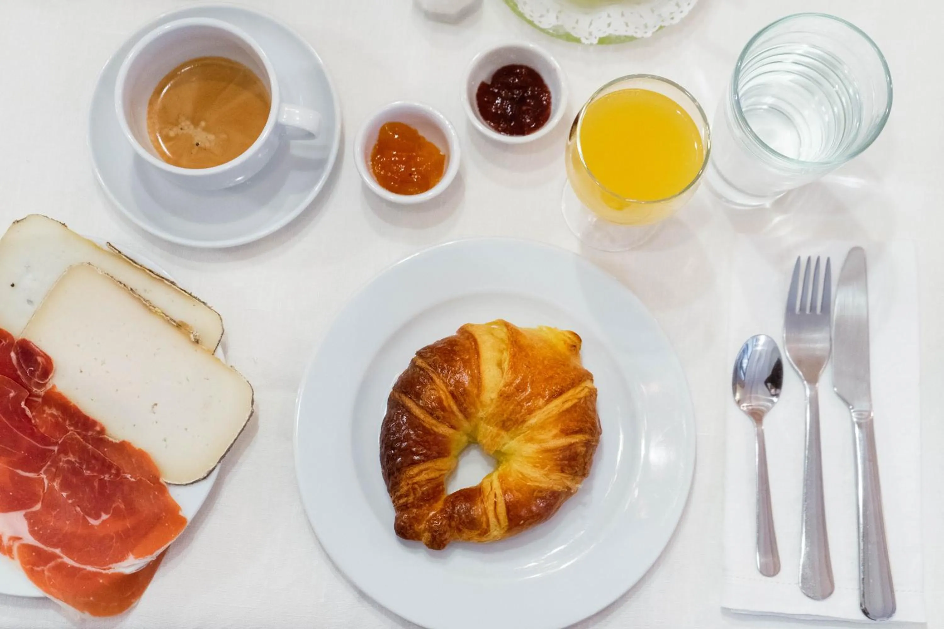 Breakfast in Cal Giral II