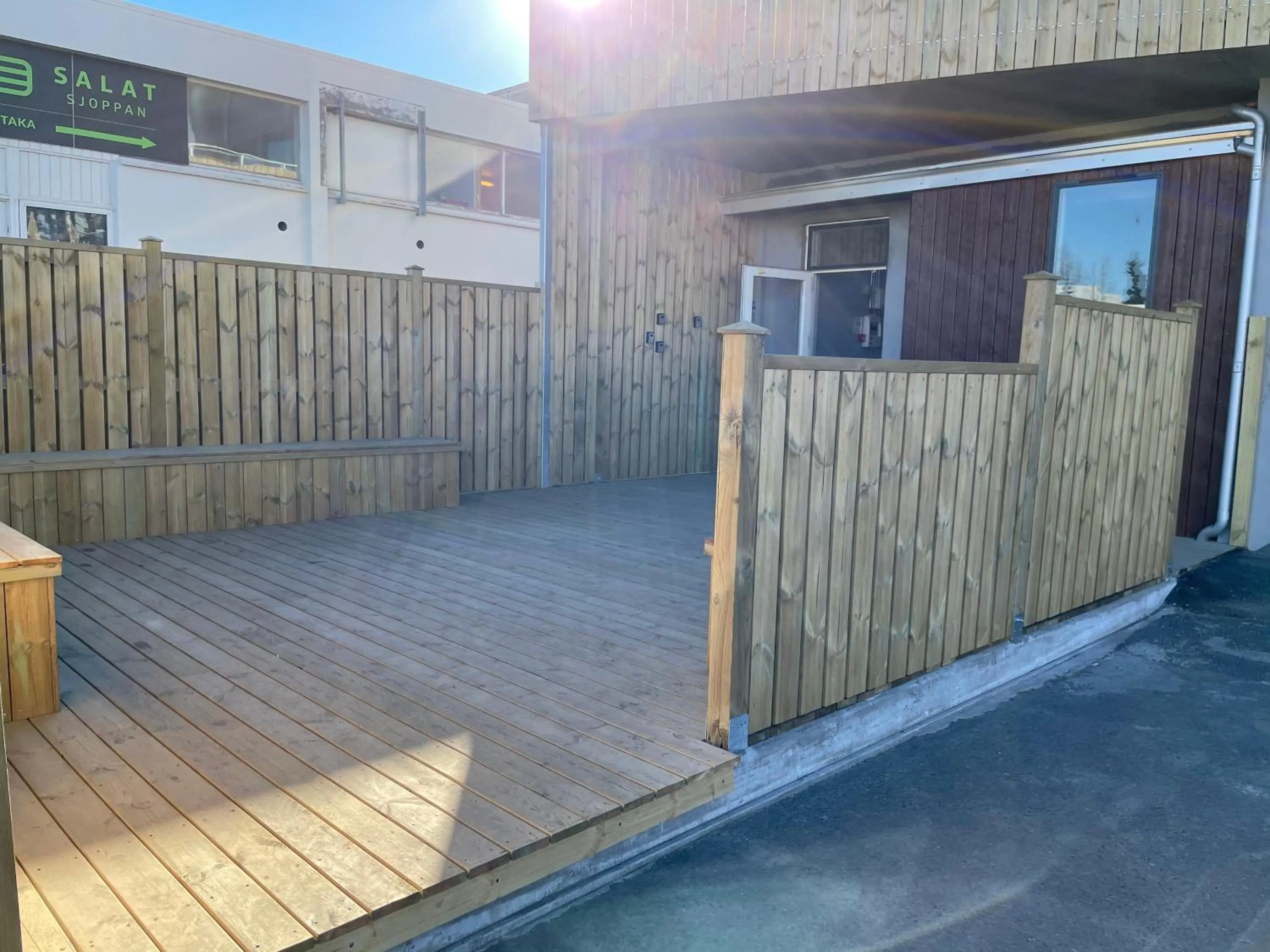 Balcony/Terrace in North Apartments Suites