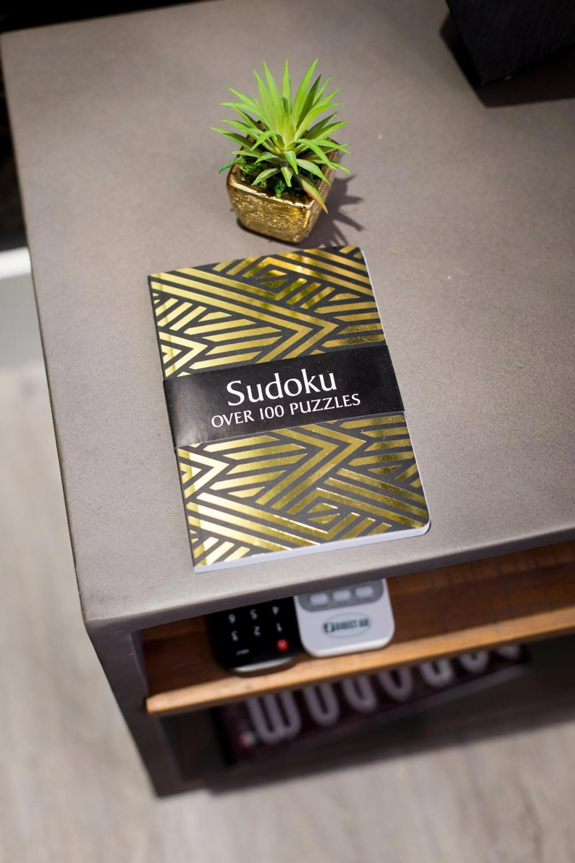 16 Studio Apartment-Hotel in Little Italy by Den Stays