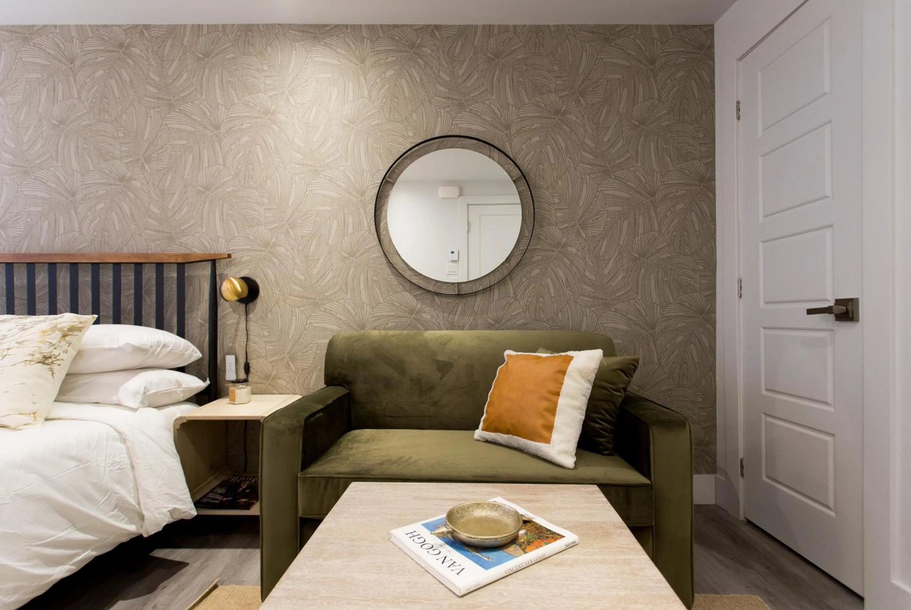 Bed in 16 Studio Apartment-Hotel in Little Italy by Den Stays