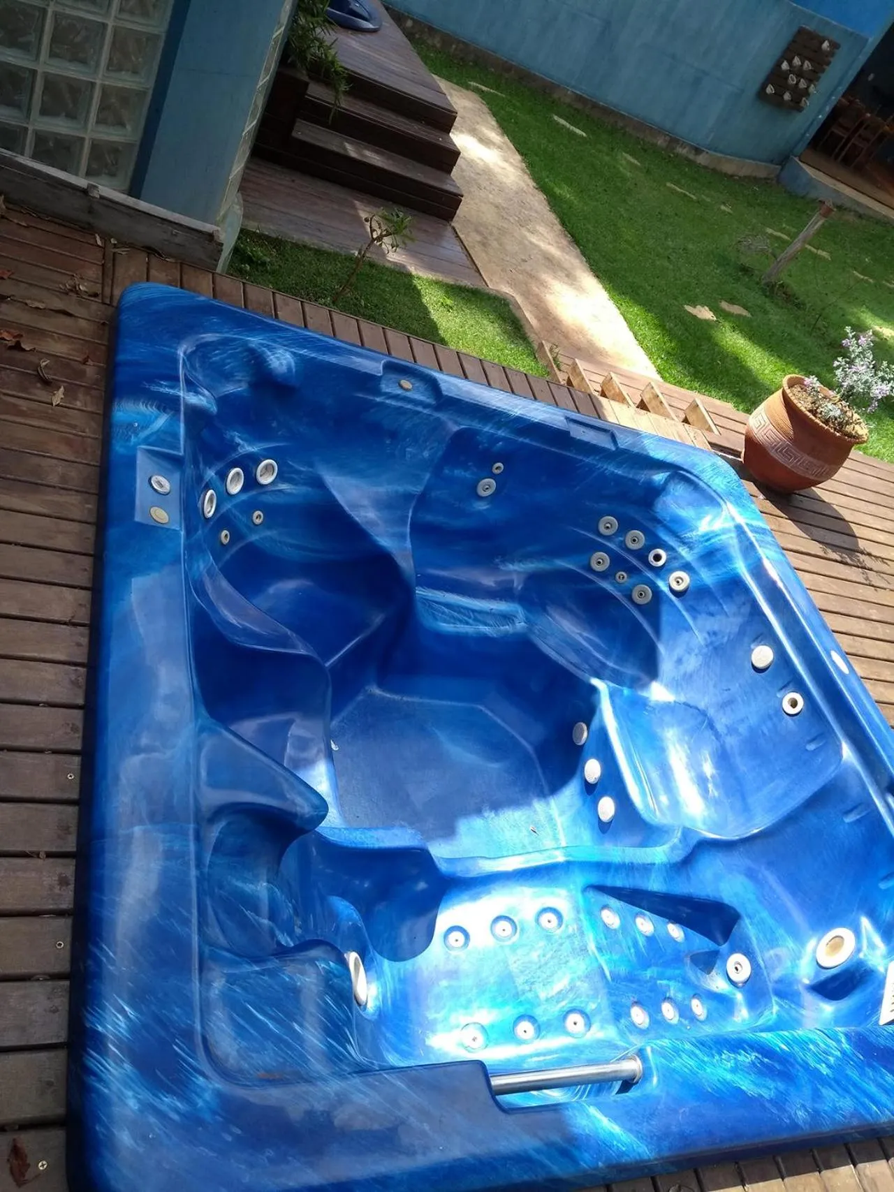 Hot Tub in Pousada Canto dos Passaros