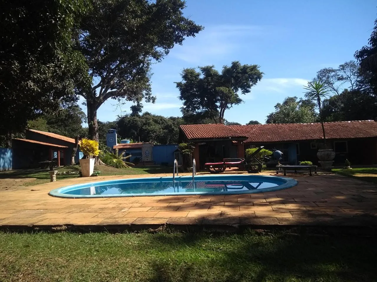 Swimming pool in Pousada Canto dos Passaros