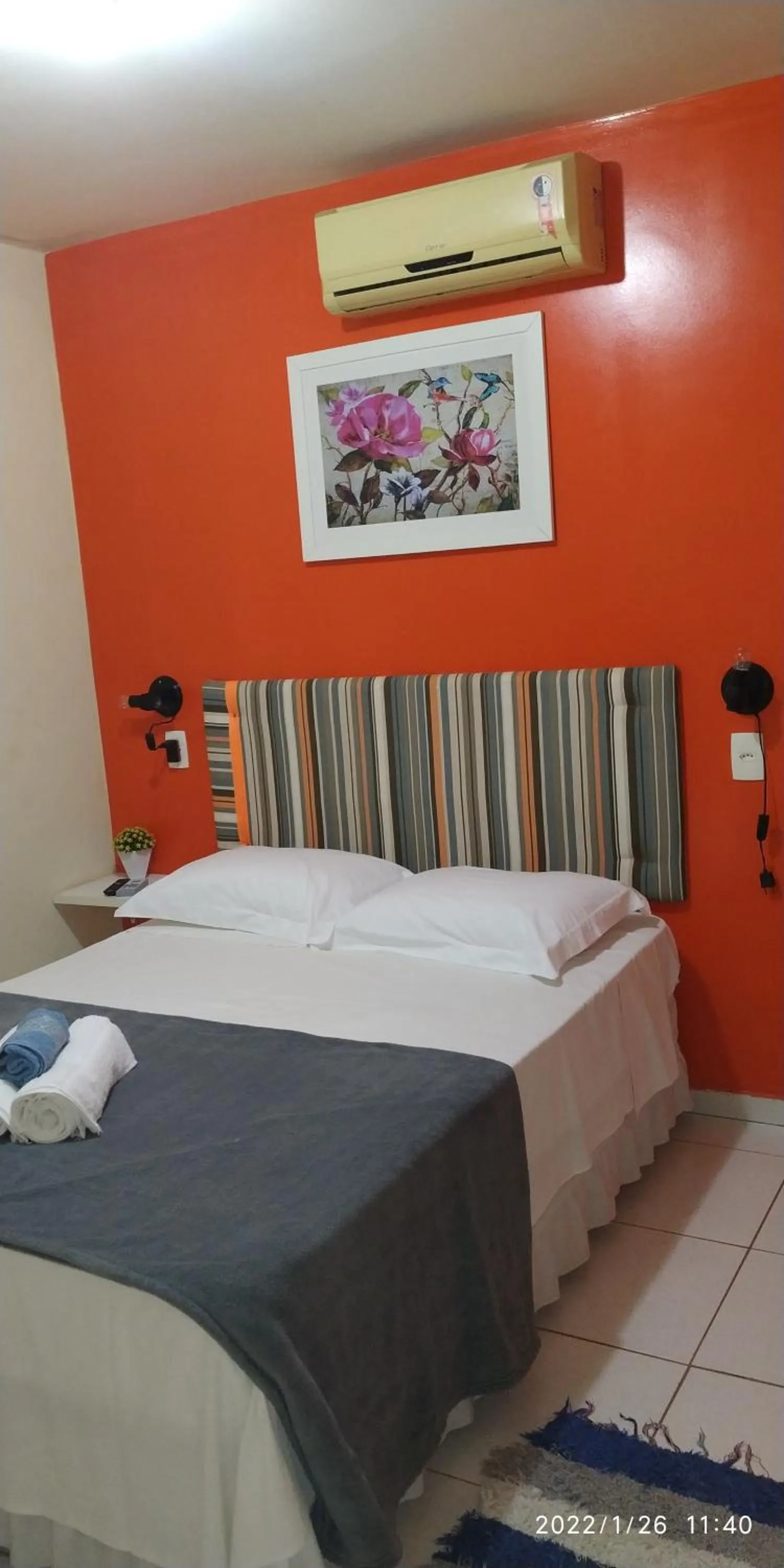 Photo of the whole room, Bed in Pousada Canto dos Passaros