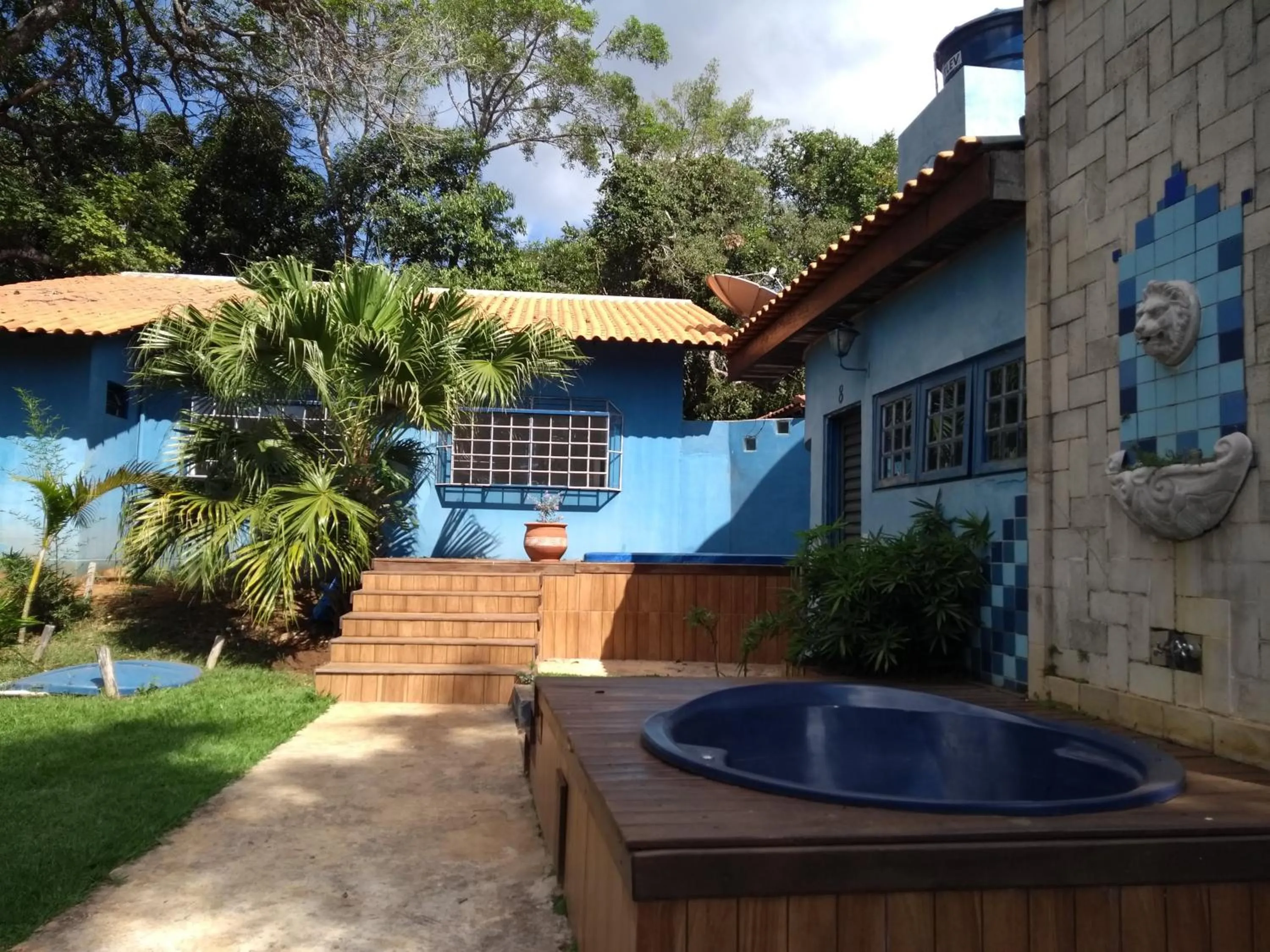 Hot Tub in Pousada Canto dos Passaros