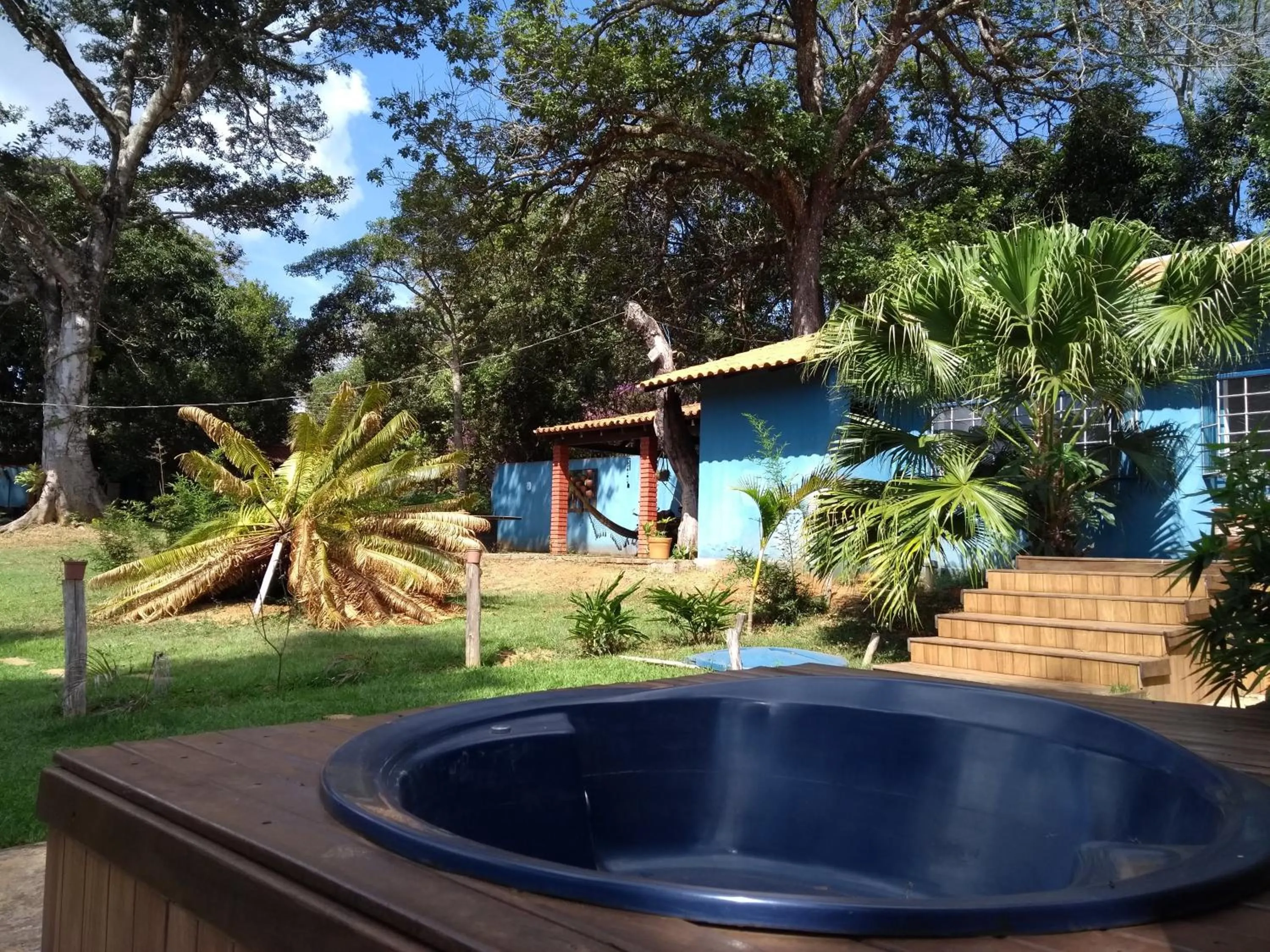 Hot Tub in Pousada Canto dos Passaros