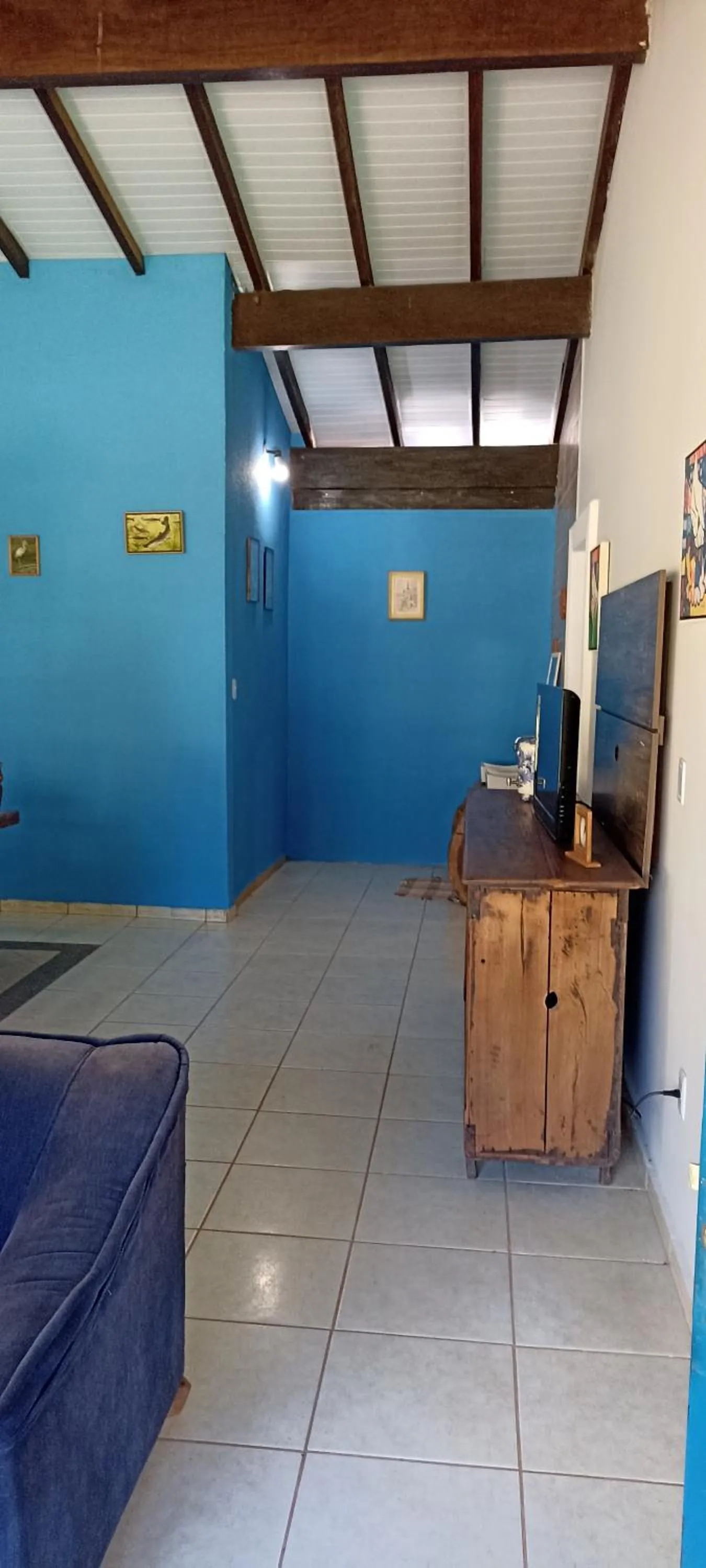 Communal lounge/ TV room in Pousada Canto dos Passaros