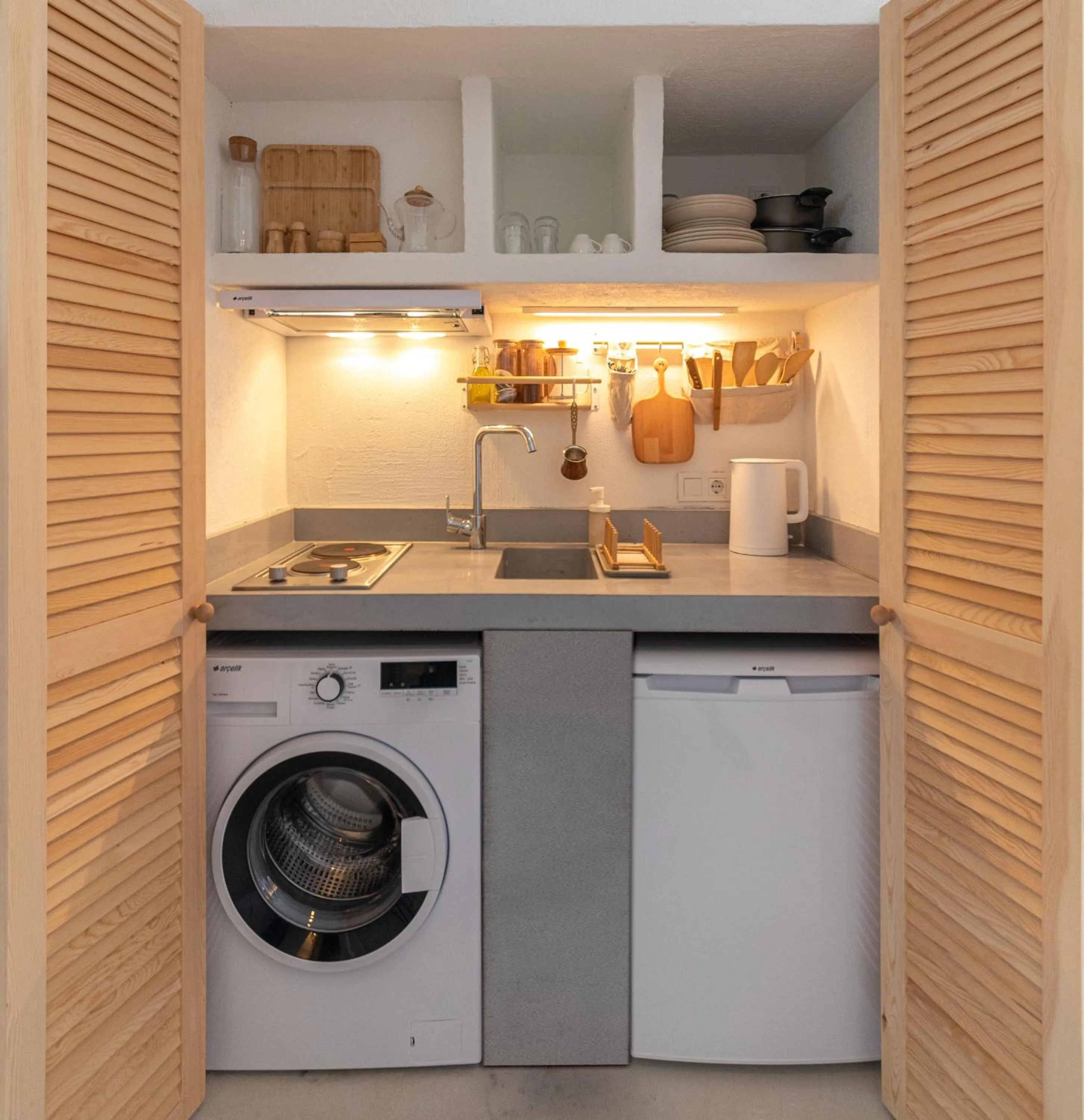Kitchen or kitchenette in L'olive homes