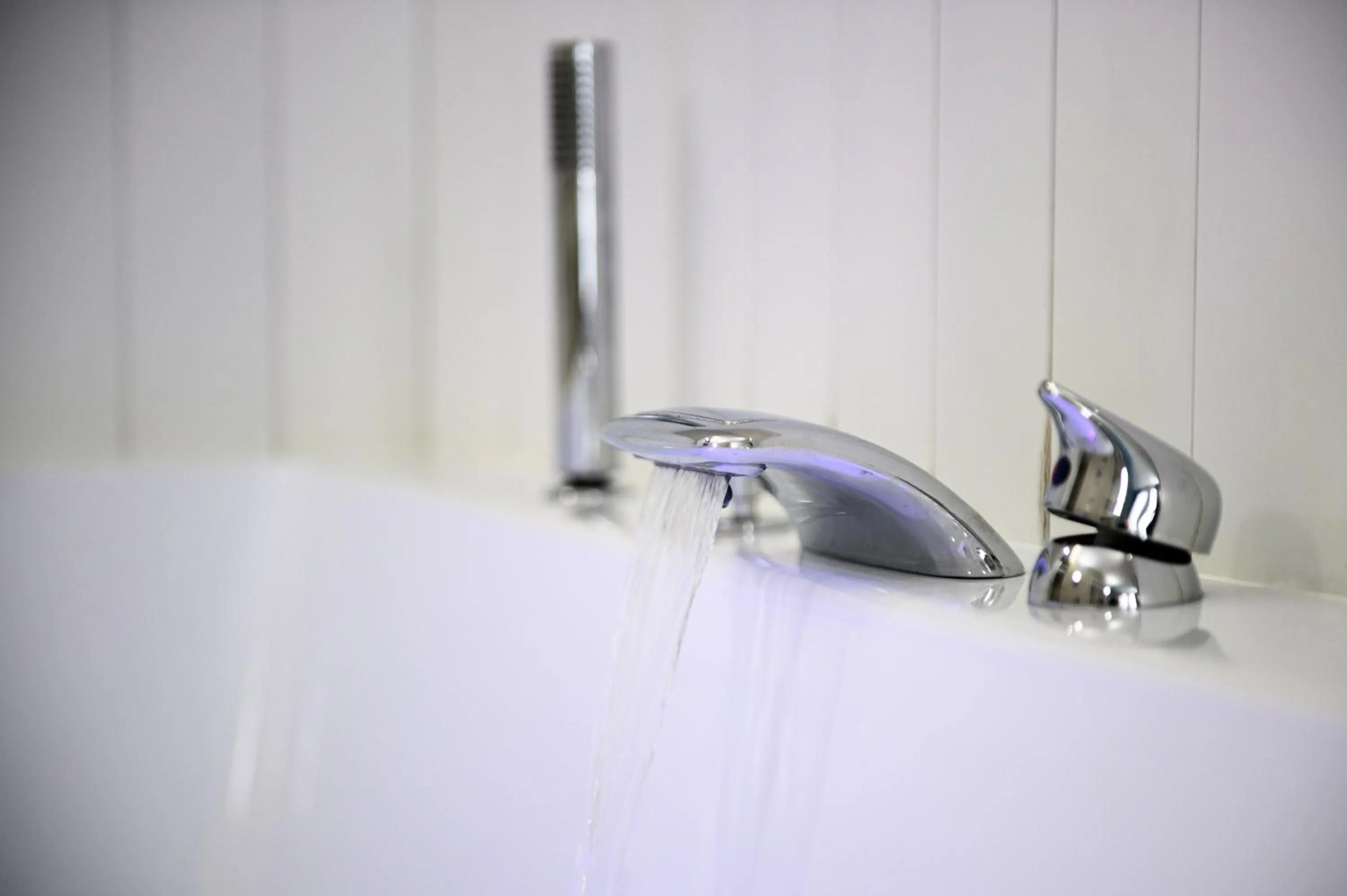 Hot Tub in Alma Suites