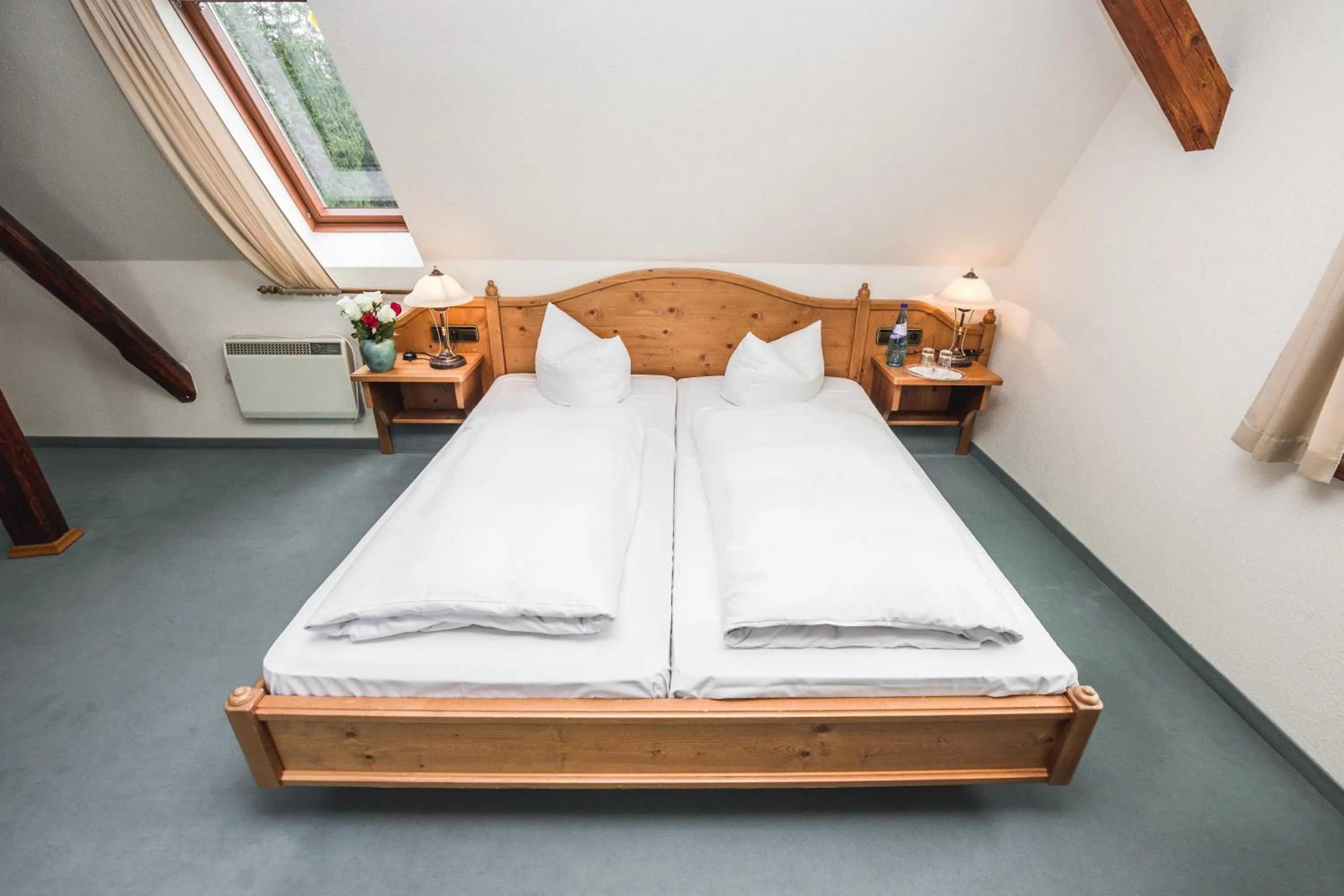 Bed in Berghotel Friedrichshöhe - Sauna, Pool & Natur