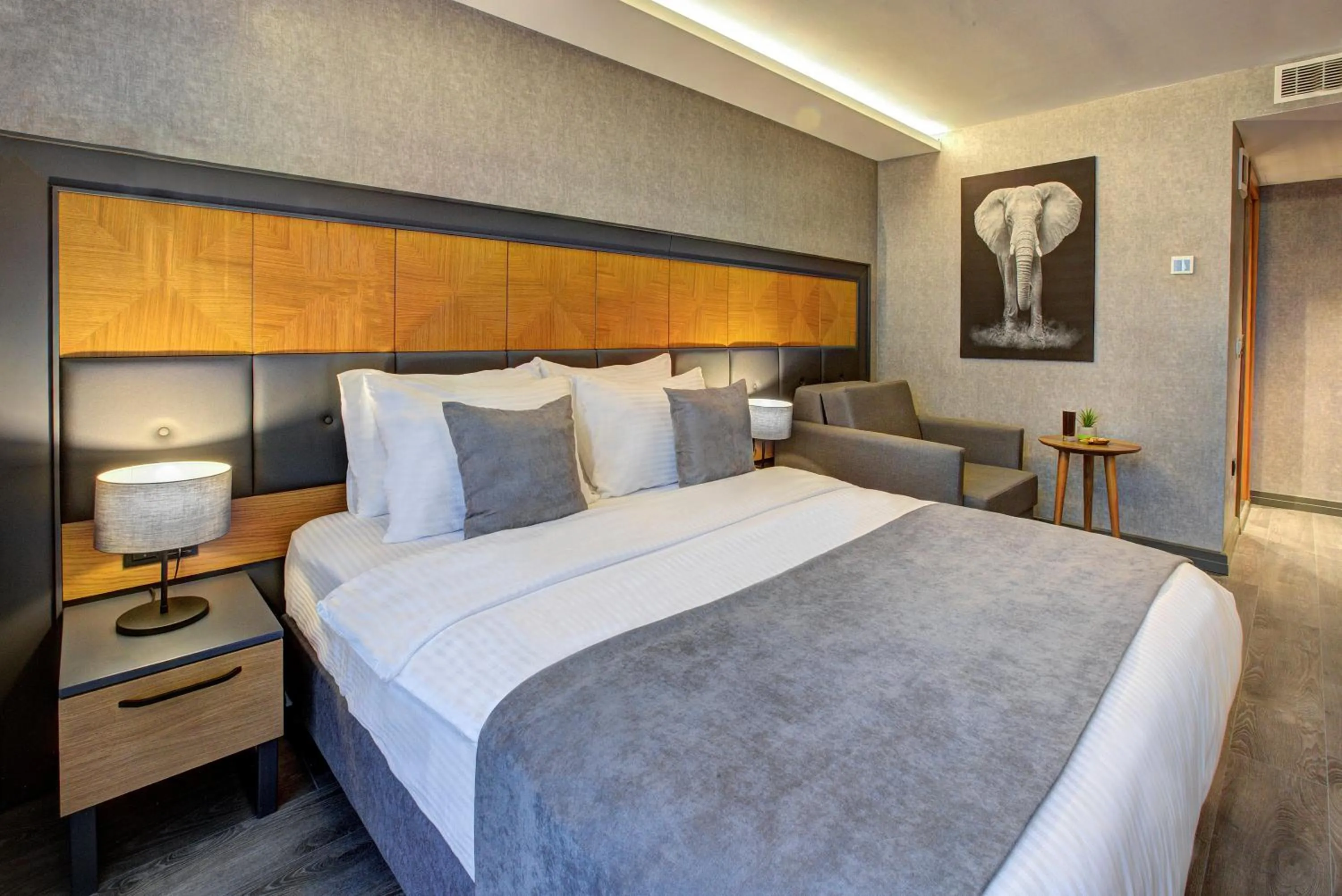 Photo of the whole room, Bed in No12 Hotel Sultanahmet