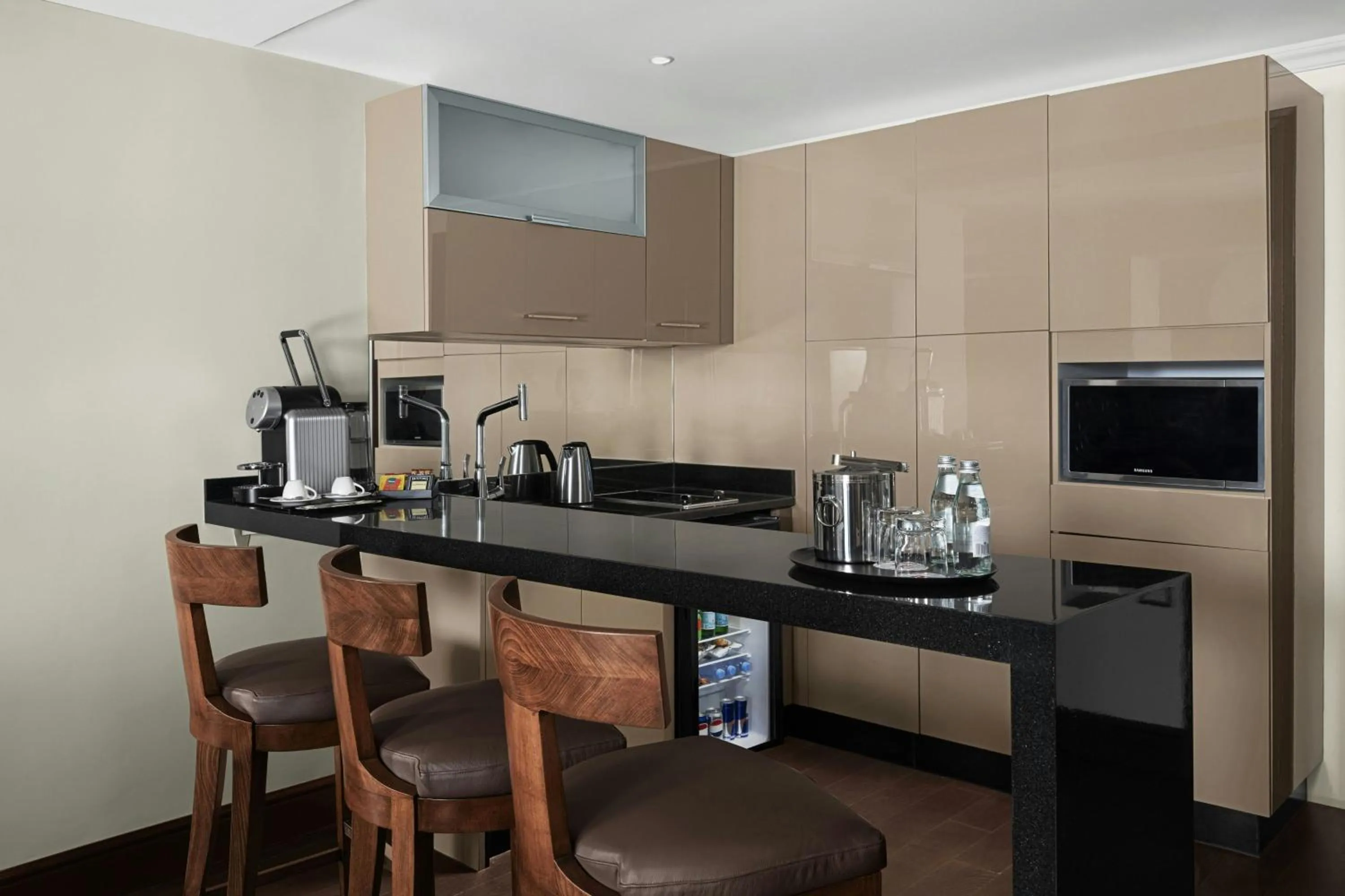 Photo of the whole room in Dead Sea Marriott Resort & Spa