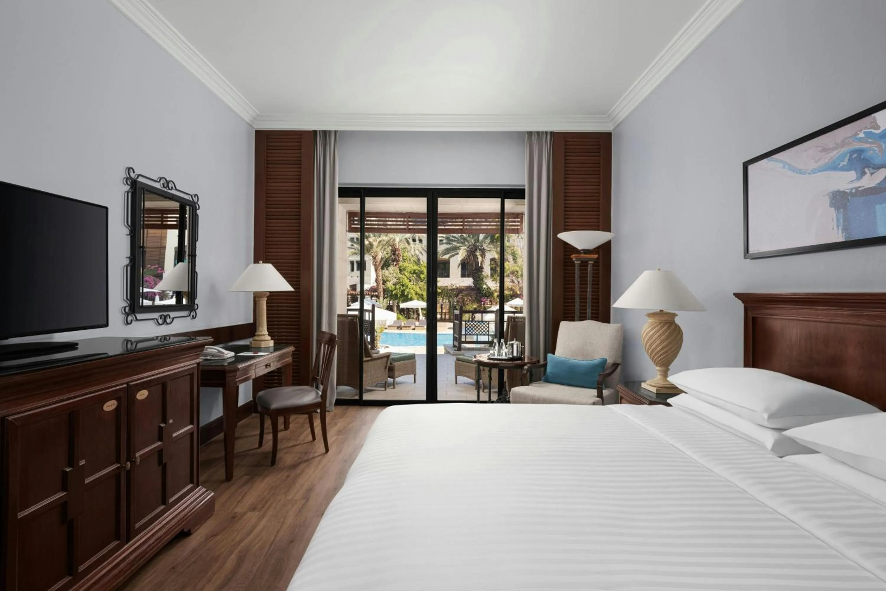 Swimming pool, Bed in Dead Sea Marriott Resort & Spa